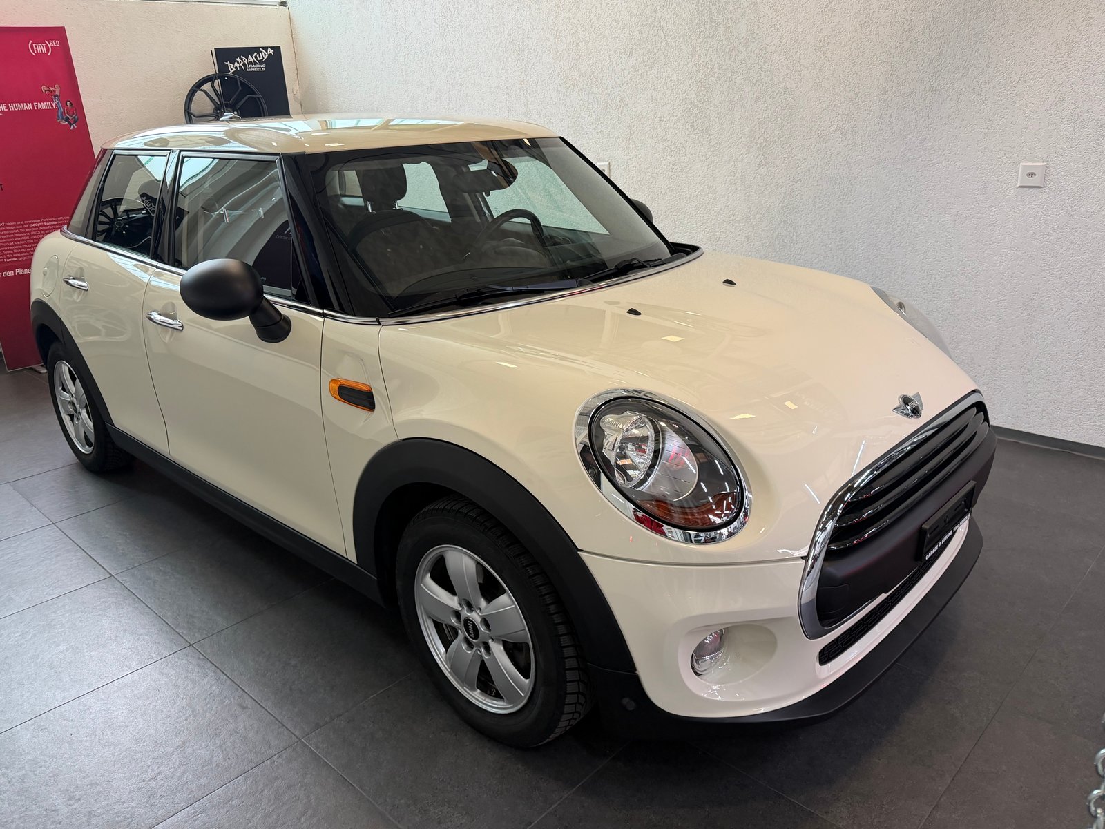 MINI One Steptronic, Benzin, Occasion / Gebraucht, Automatik - 4