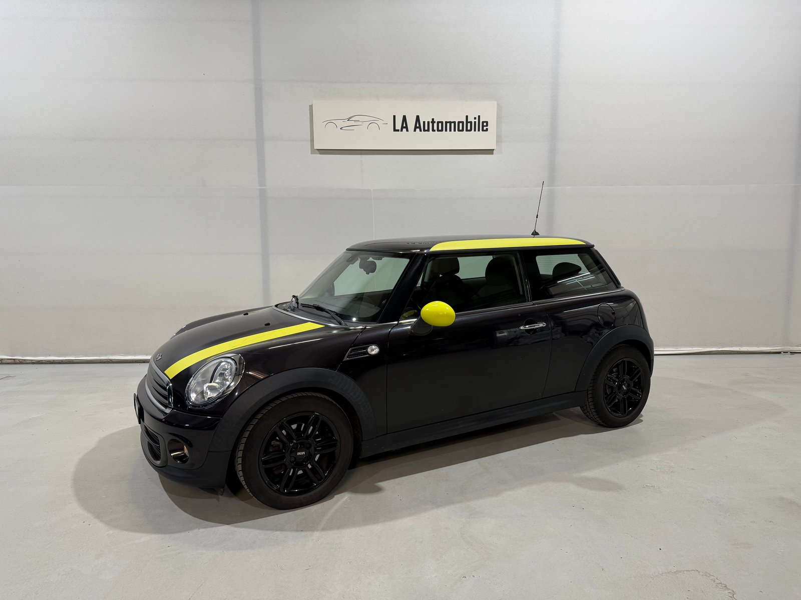 MINI One, Petrol, Second hand / Used, Manual - 2