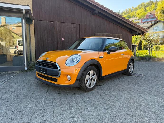MINI One First Classic Edition, Benzin, Occasion / Gebraucht, Handschaltung