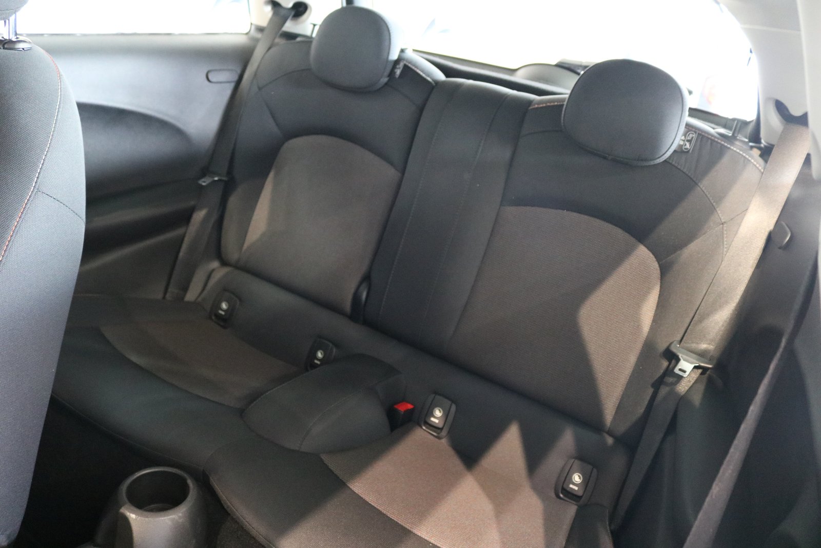 MINI One First, Benzin, Occasion / Gebraucht, Handschaltung - 5