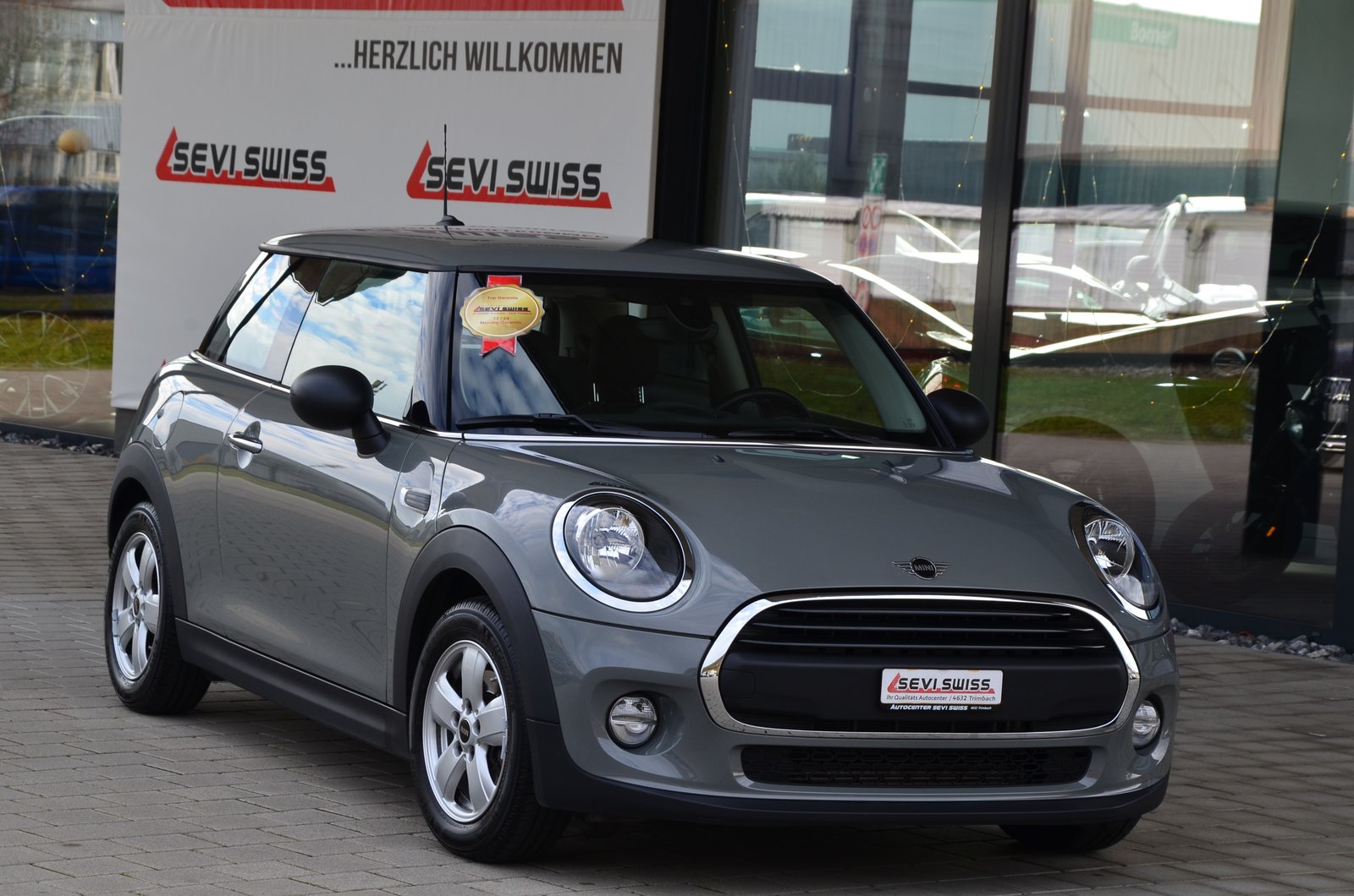 MINI One First*Ab MFK,1 Jahr oder 20'000km Garantie*