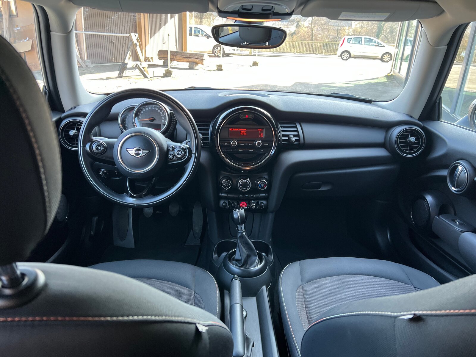 MINI One First Classic Edition, Petrol, Second hand / Used, Manual - 7