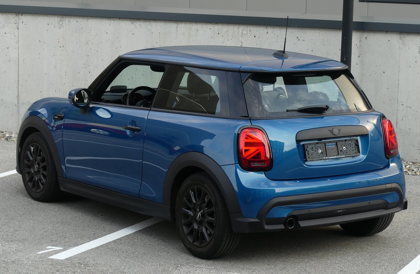 MINI One Camden Ed. DKG, Petrol, Second hand / Used, Automatic - 4
