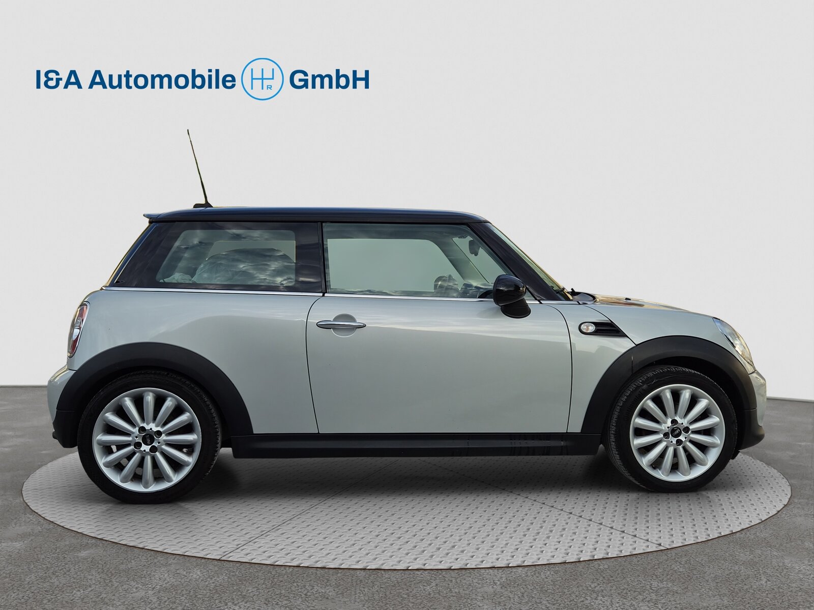 MINI R56 1.6i Cooper, Petrol, Second hand / Used, Manual - 4