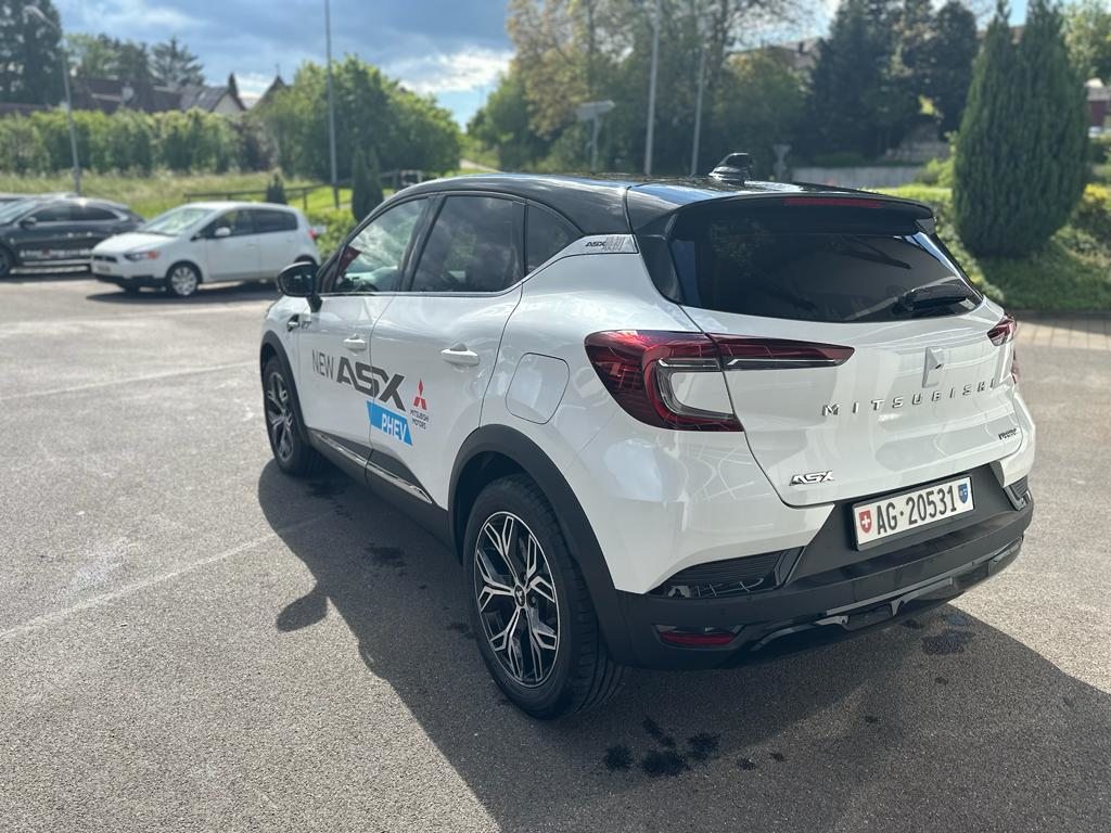 MITSUBISHI ASX 1.6 PHEV Saisho, Full-Hybrid Petrol/Electric, Second hand / Used, Automatic - 6