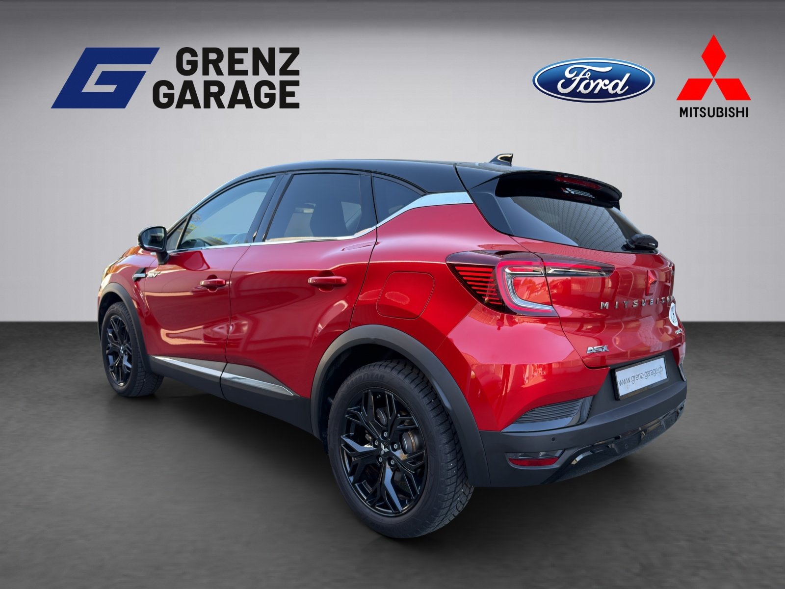MITSUBISHI ASX 1.6 PHEV Instyle, Plug-in-Hybrid Petrol/Electric, Second hand / Used, Automatic - 3