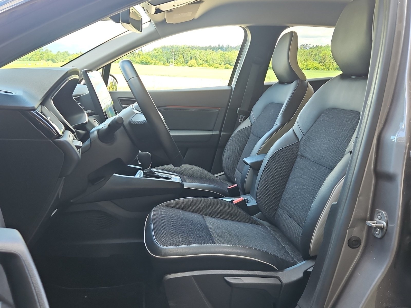 MITSUBISHI ASX 1.6 HEV Intense, Full-Hybrid Petrol/Electric, Second hand / Used, Automatic - 7