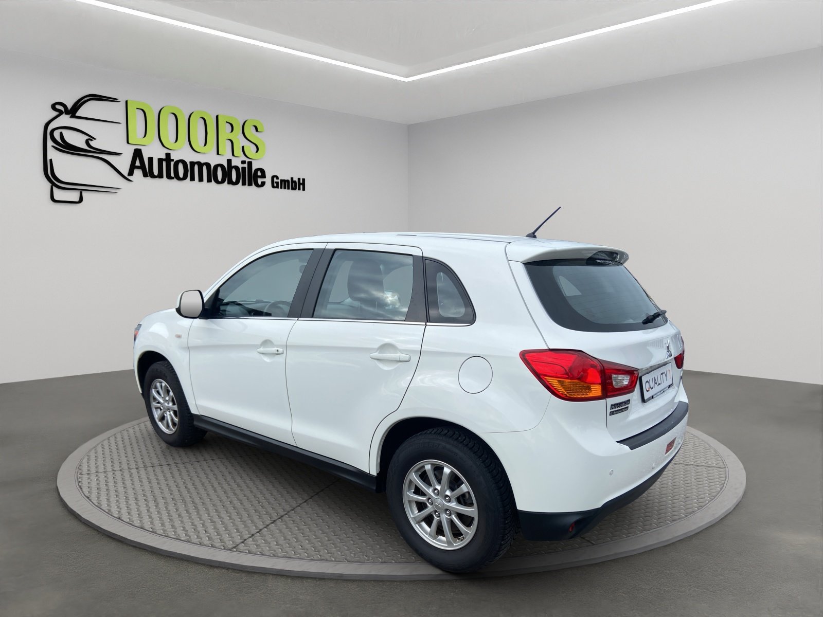 MITSUBISHI ASX 1.6 Style 2WD, Essence, Occasion / Utilisé, Manuelle - 4
