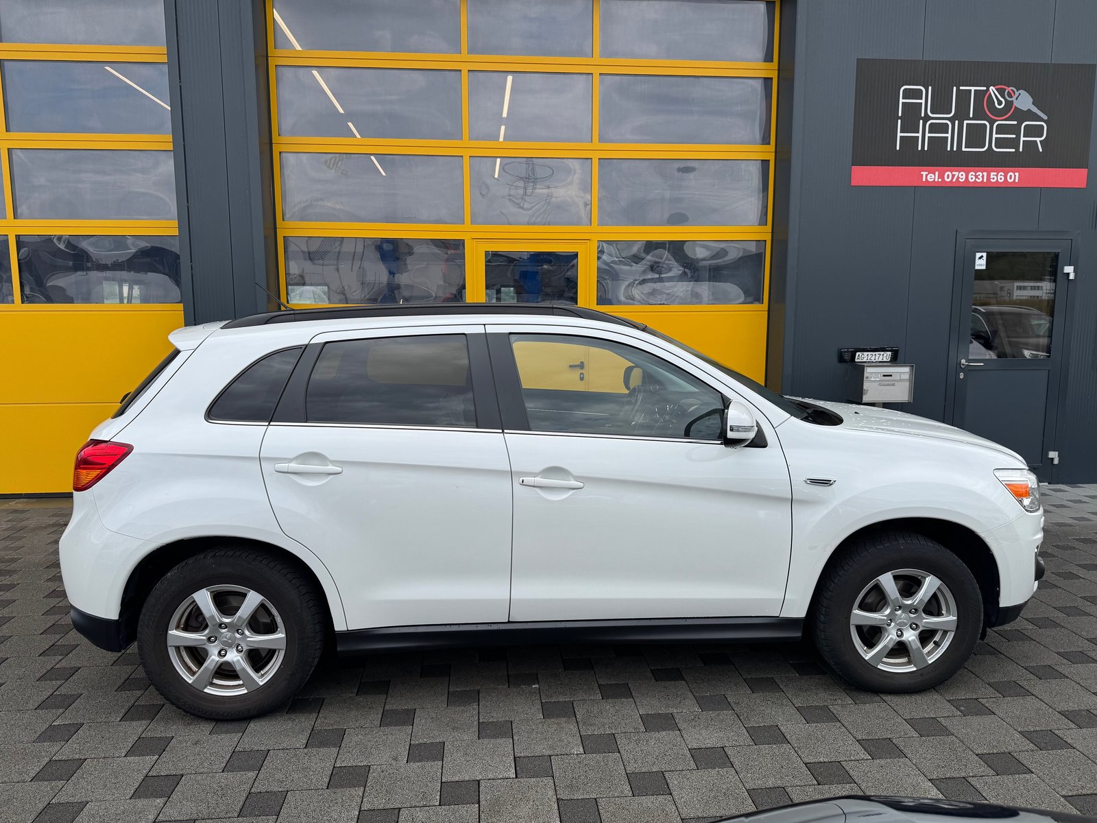 MITSUBISHI ASX 2.2 DID Navigator 4WD Automatic, Diesel, Second hand / Used, Automatic - 5