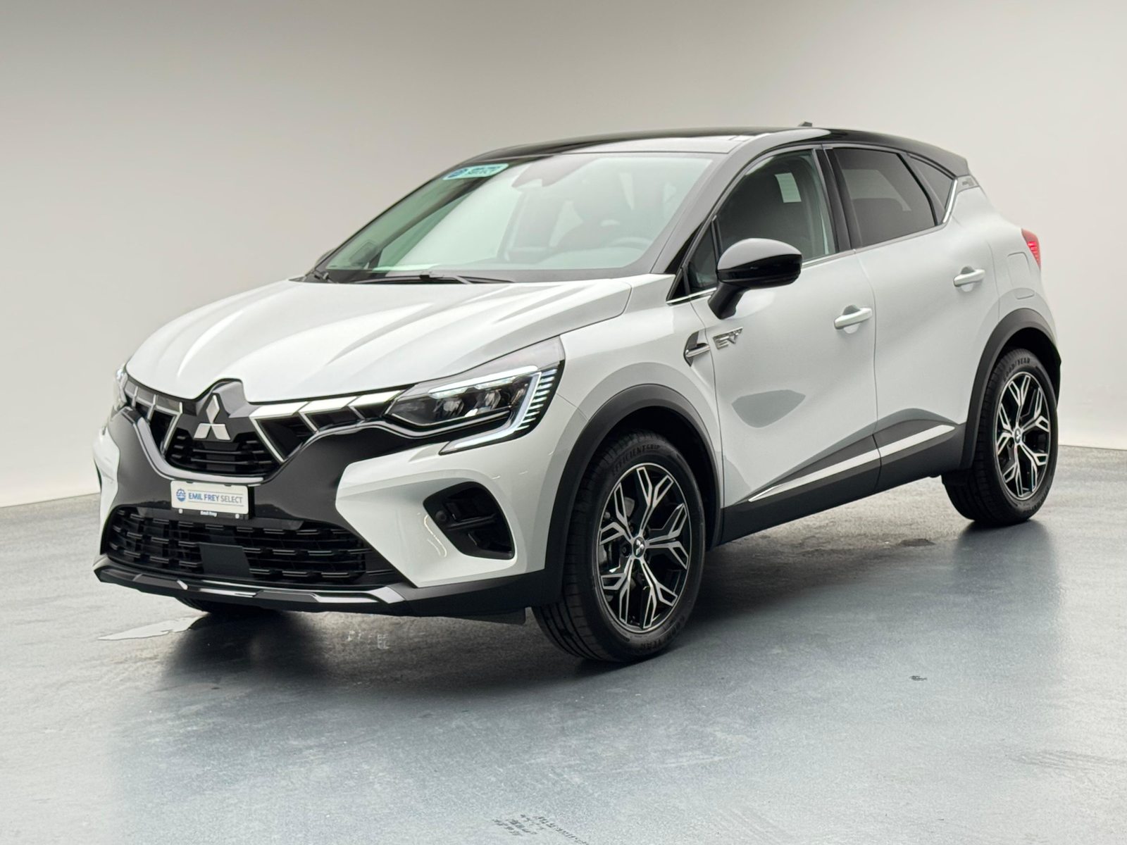 MITSUBISHI ASX 1.6 PHEV Saisho, Plug-in-Hybrid Petrol/Electric, Second hand / Used, Automatic - 2