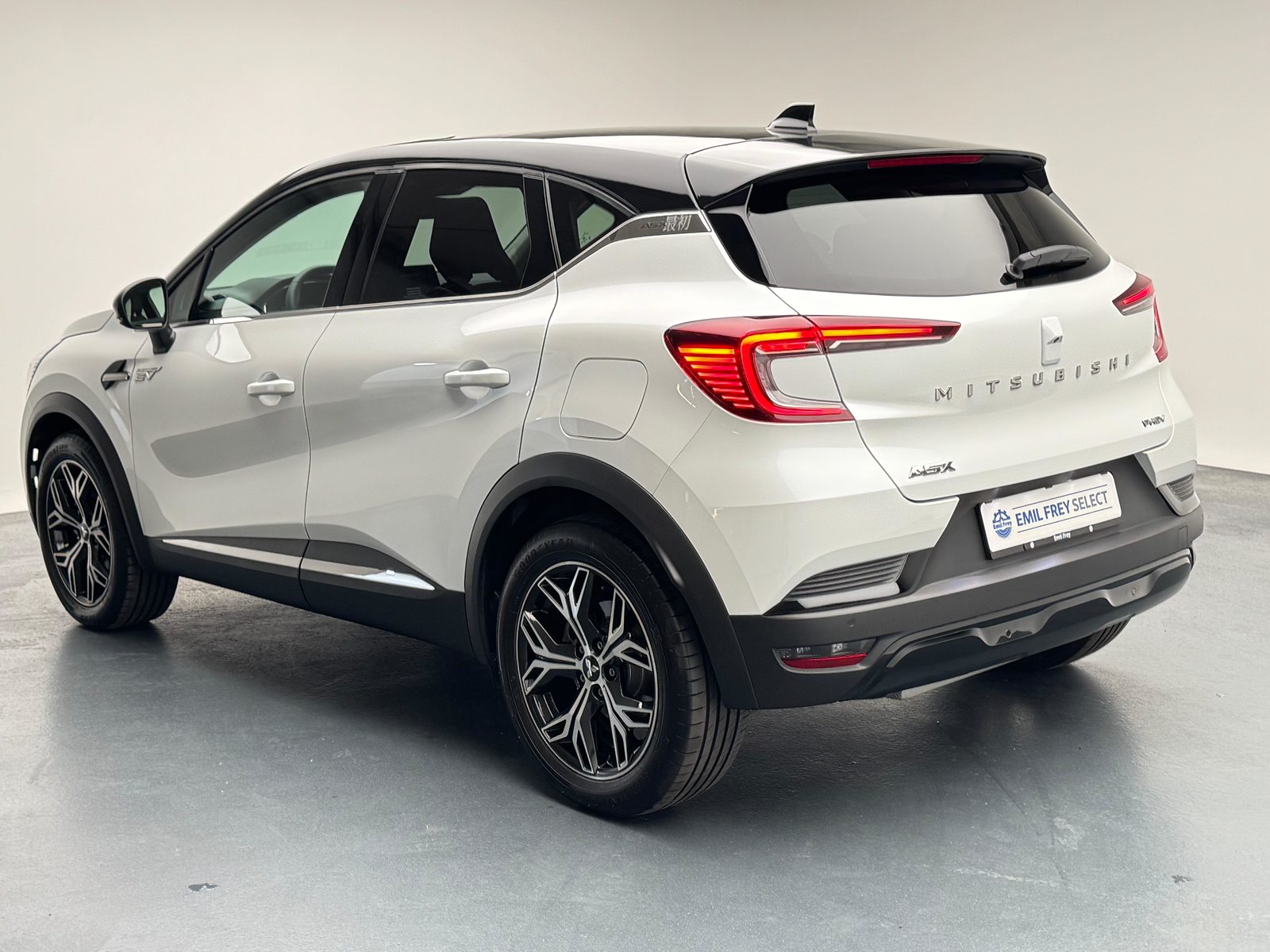 MITSUBISHI ASX 1.6 PHEV Saisho, Plug-in-Hybrid Petrol/Electric, Second hand / Used, Automatic - 7