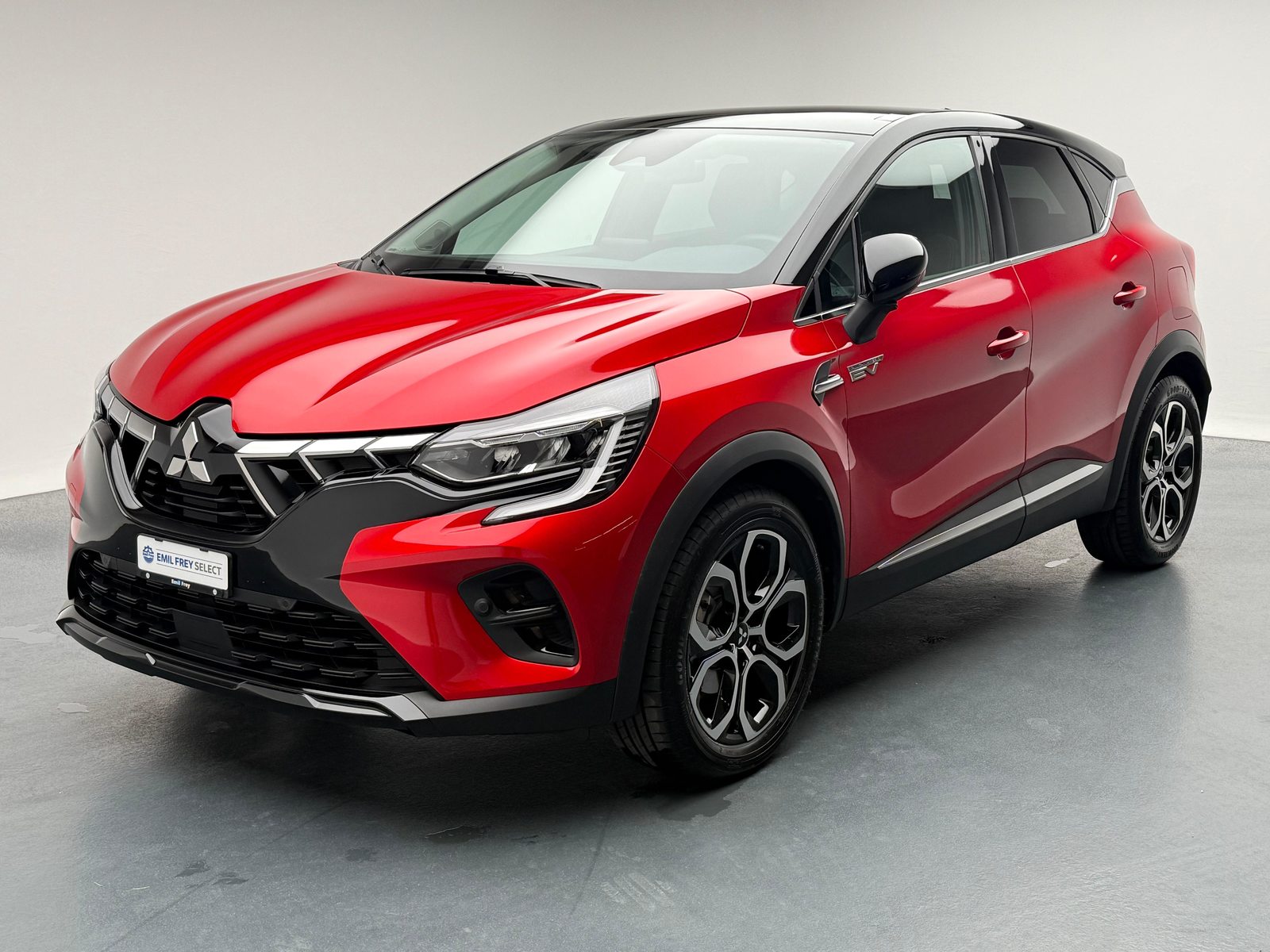MITSUBISHI ASX 1.6 PHEV Instyle, Plug-in-Hybrid Petrol/Electric, Second hand / Used, Automatic - 2