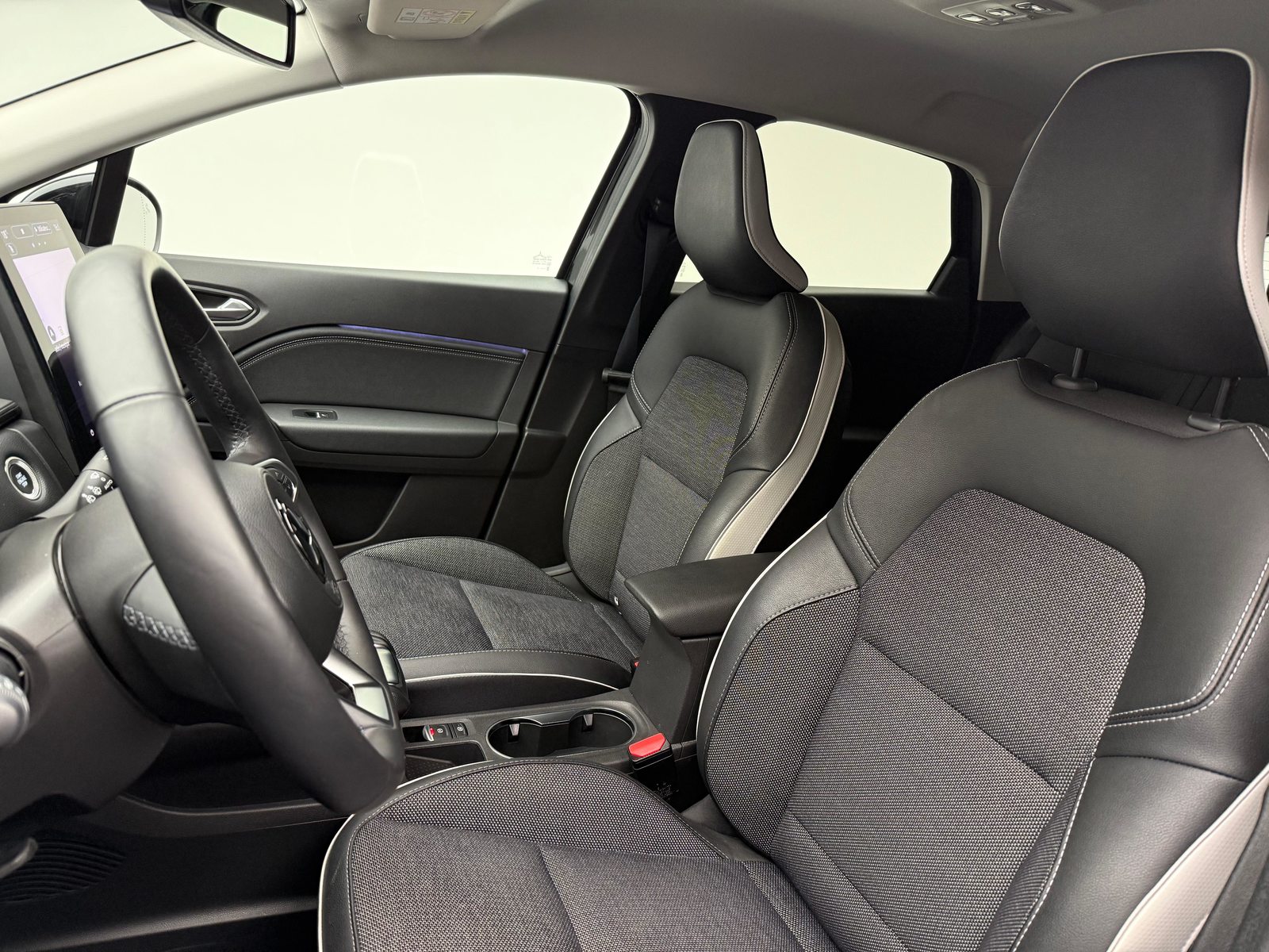 MITSUBISHI ASX 1.6 HEV Intense, Full-Hybrid Petrol/Electric, Second hand / Used, Automatic - 6