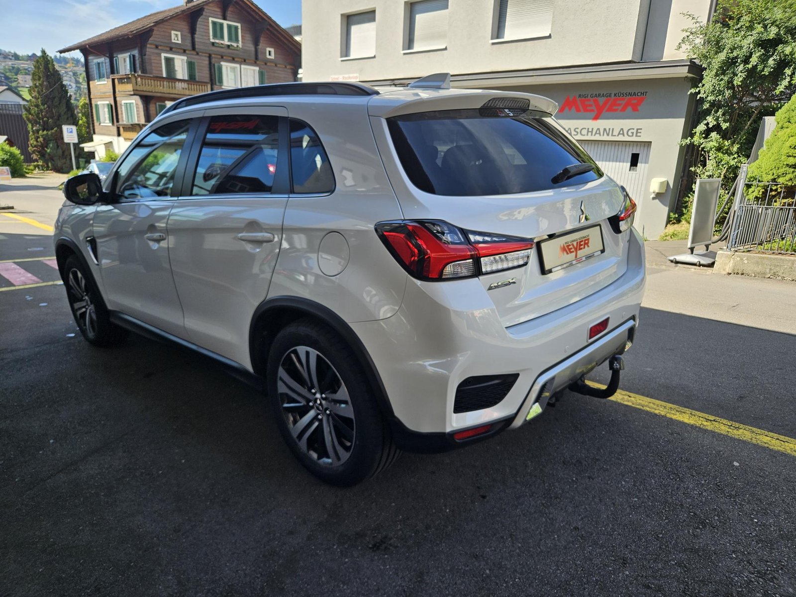 MITSUBISHI ASX 2.0 MIVEC Diamond Swiss 4x4, Benzin, Occasion / Gebraucht, Automatik - 2