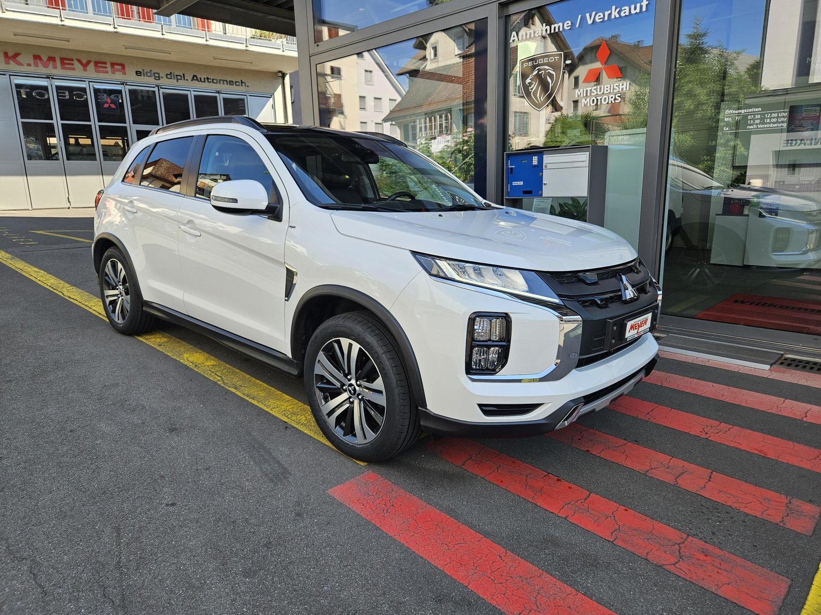 MITSUBISHI ASX 2.0 MIVEC Diamond Swiss 4x4, Benzin, Occasion / Gebraucht, Automatik - 5