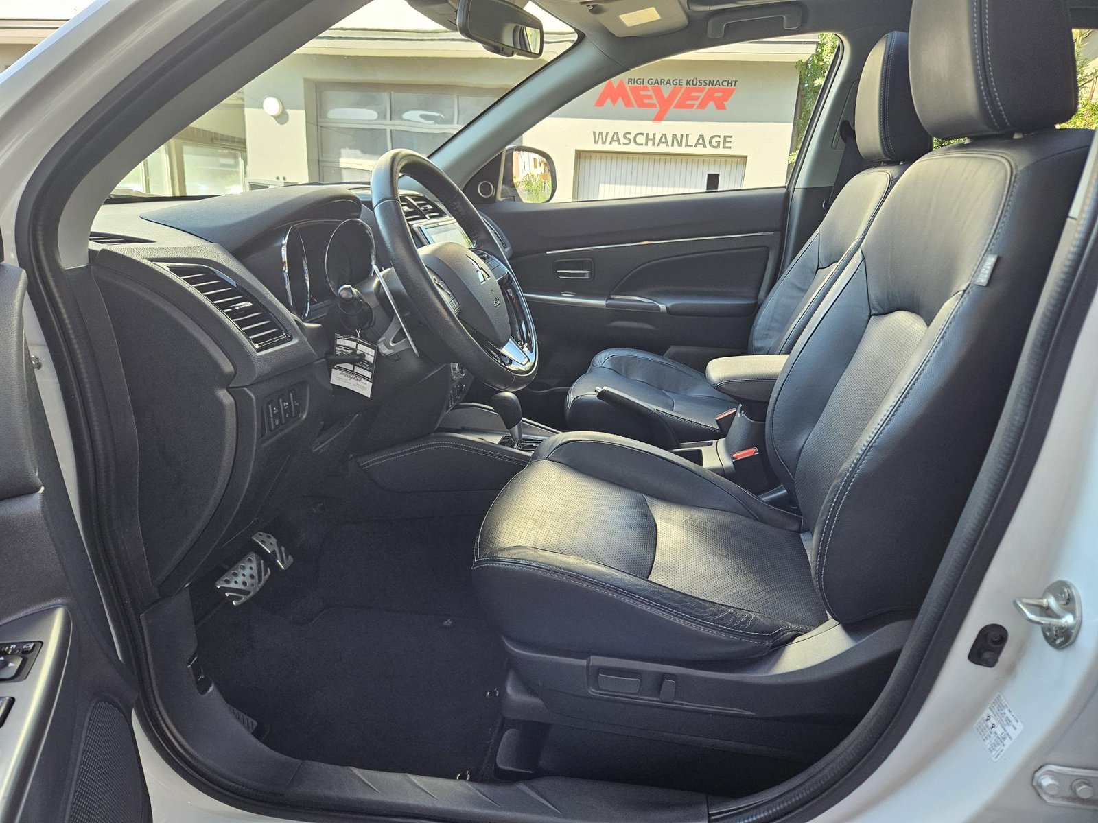 MITSUBISHI ASX 2.0 MIVEC Diamond Swiss 4x4, Benzin, Occasion / Gebraucht, Automatik - 6