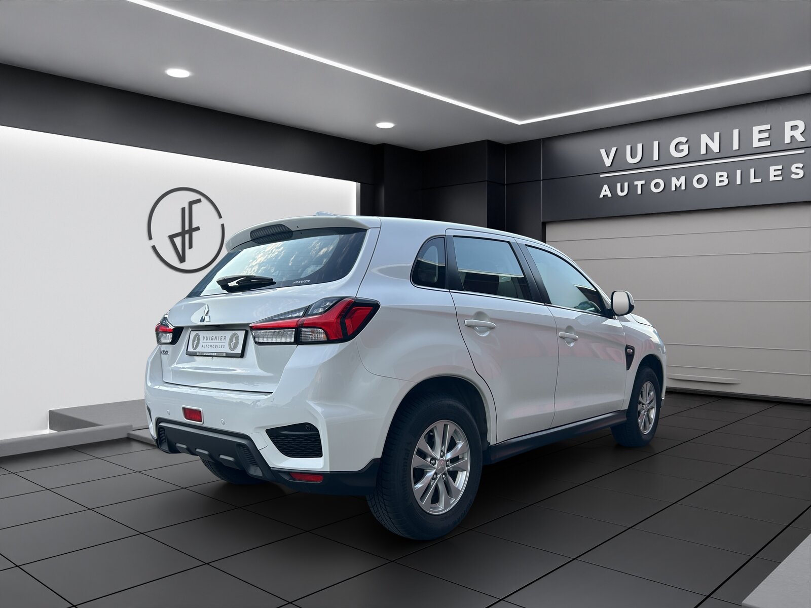 MITSUBISHI ASX 2.0 MIVEC Value 4WD Automat, Petrol, Second hand / Used, Automatic - 5