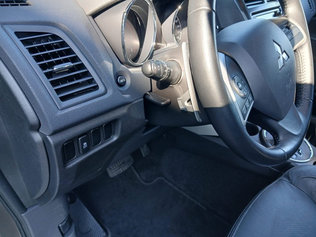 MITSUBISHI 2.2 DID Navigator 4x4, Diesel, Occasion / Utilisé, Automatique - 4