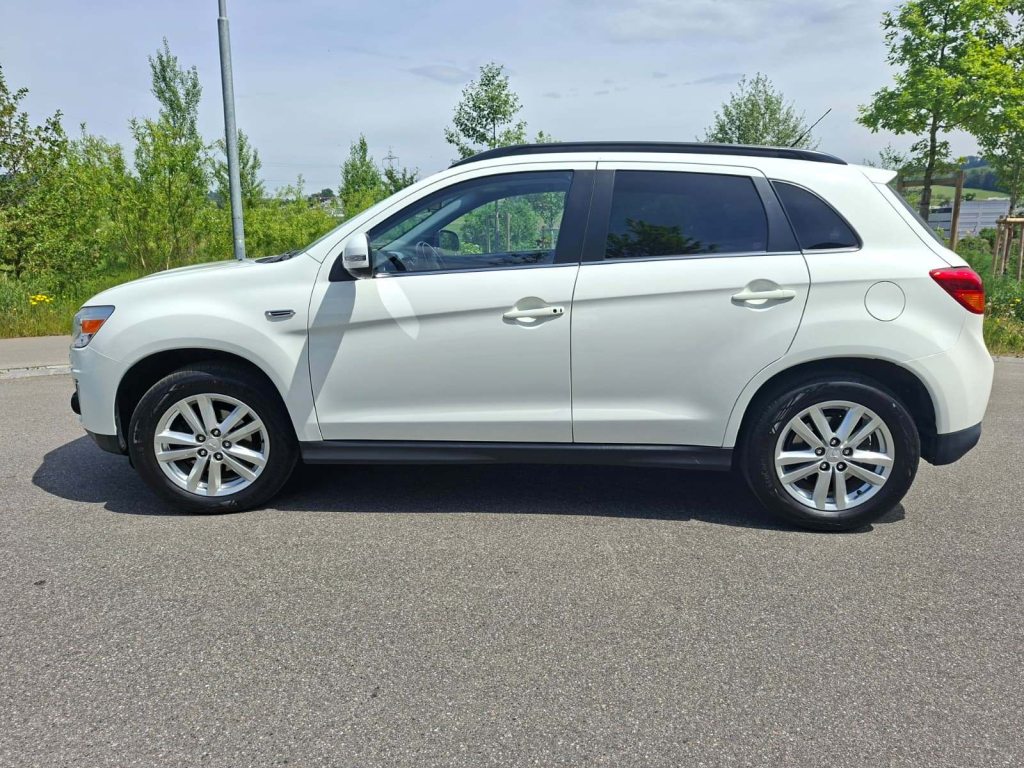 MITSUBISHI ASX 2.2 DID Navigator 4x4, Diesel, Occasion / Gebraucht, Automatik - 2