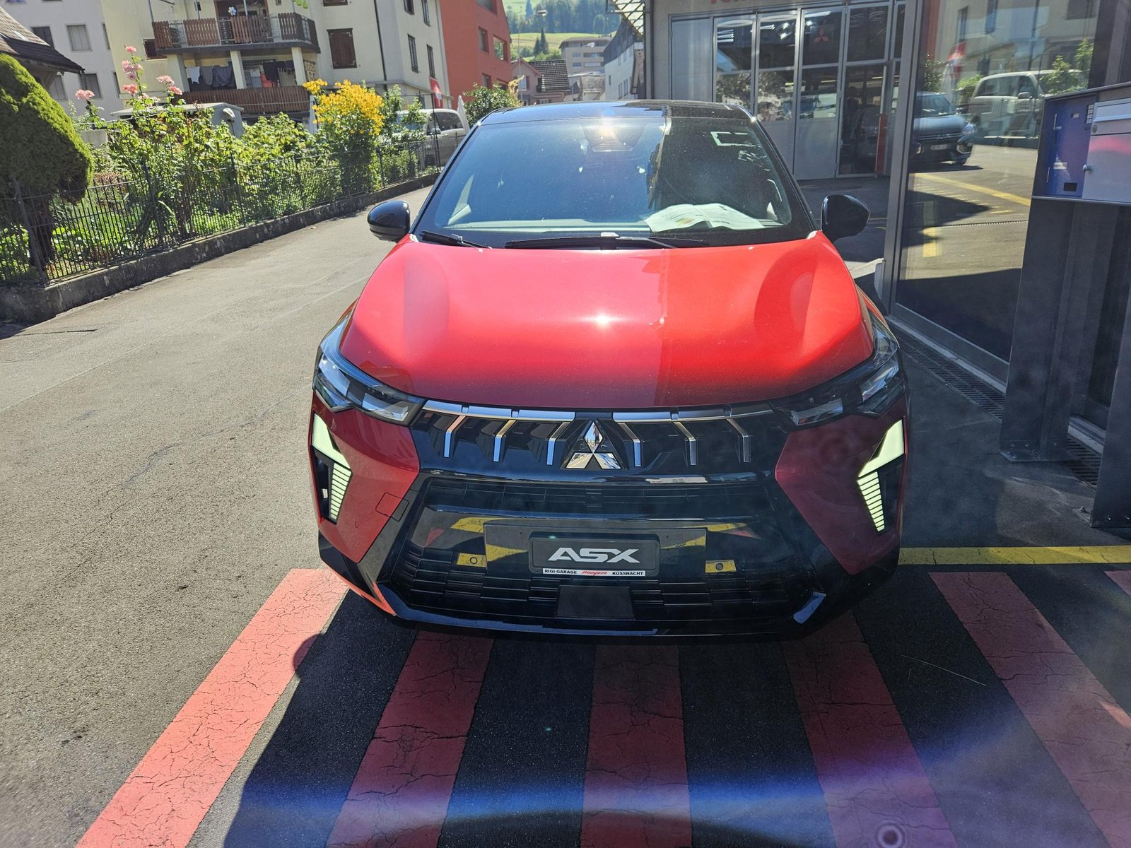 MITSUBISHI ASX 1.6 HEV Instyle, Hybride Intégral Essence/Électricité, Voiture de démonstration, Automatique - 3