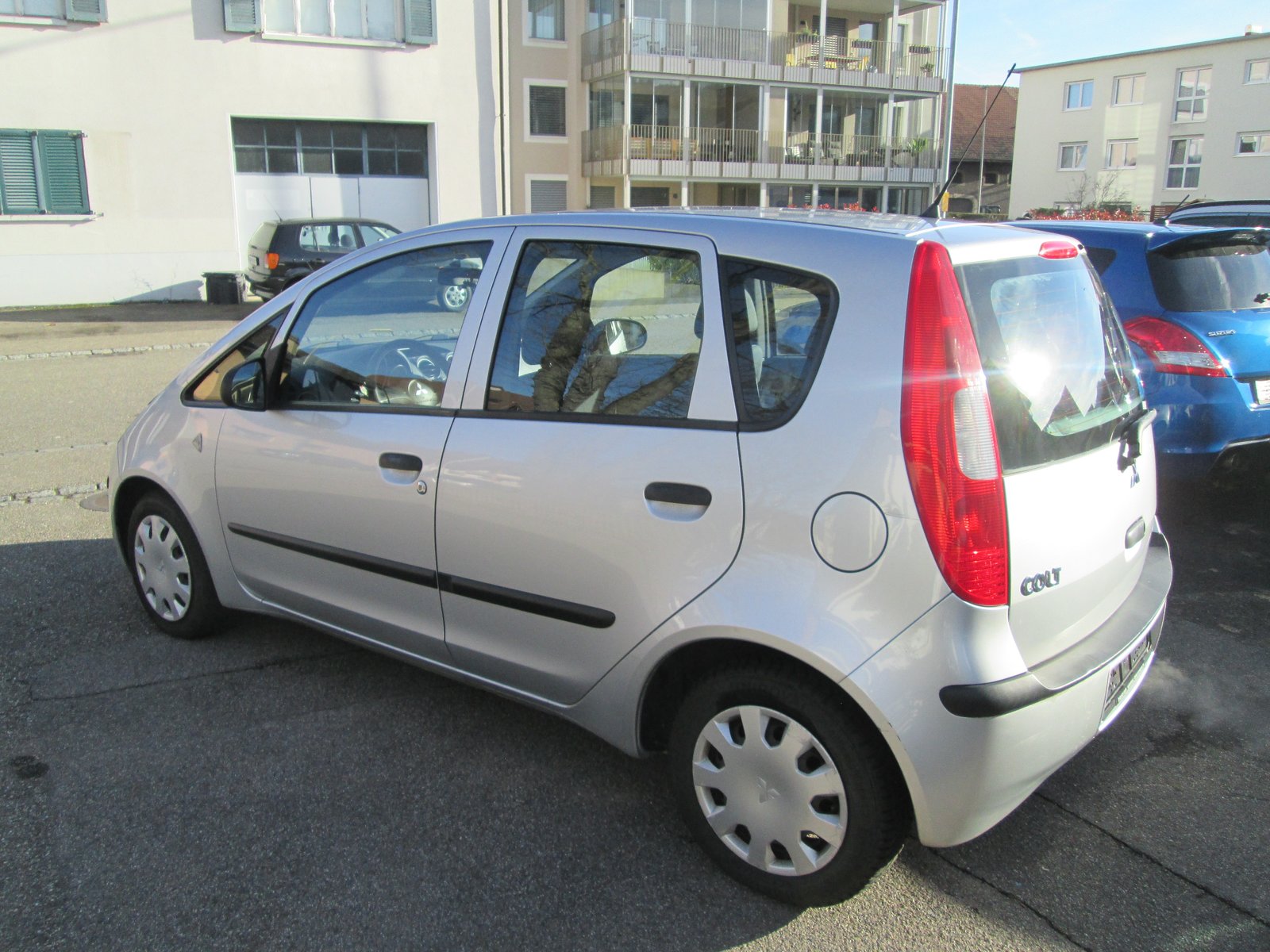 MITSUBISHI Colt 1.3 16V Inform Luxe, Benzin, Occasion / Gebraucht, Handschaltung - 3