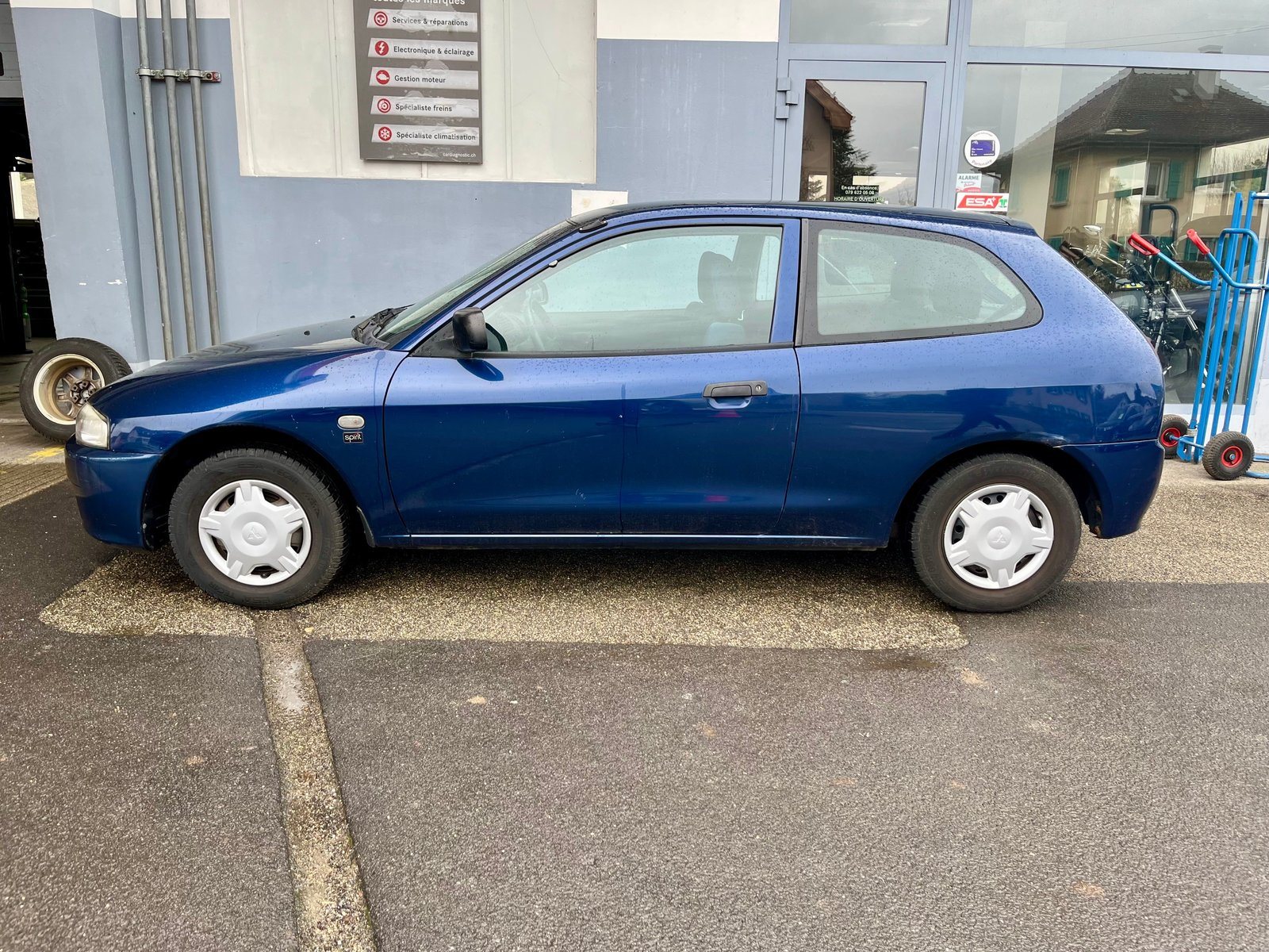 MITSUBISHI Colt 1.3 16V Silver 25, Essence, Occasion / Utilisé, Manuelle - 3