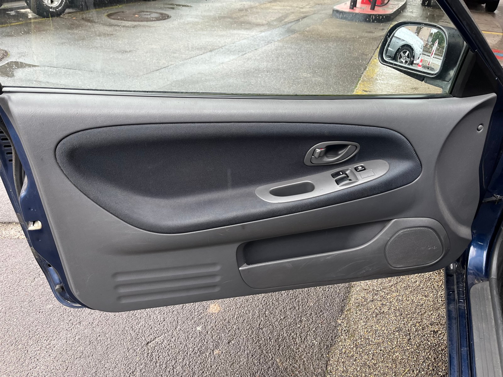 MITSUBISHI Colt 1.3 16V Silver 25, Essence, Occasion / Utilisé, Manuelle - 7