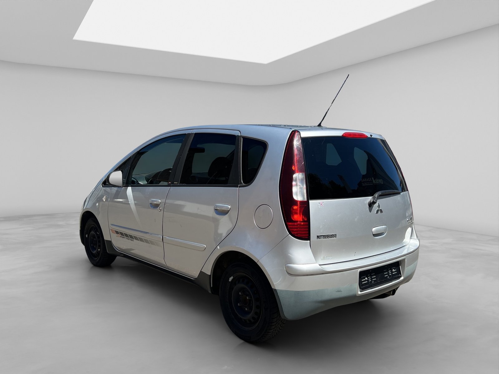 MITSUBISHI Colt 1.3 16V Coolpix, Petrol, Second hand / Used, Manual - 4