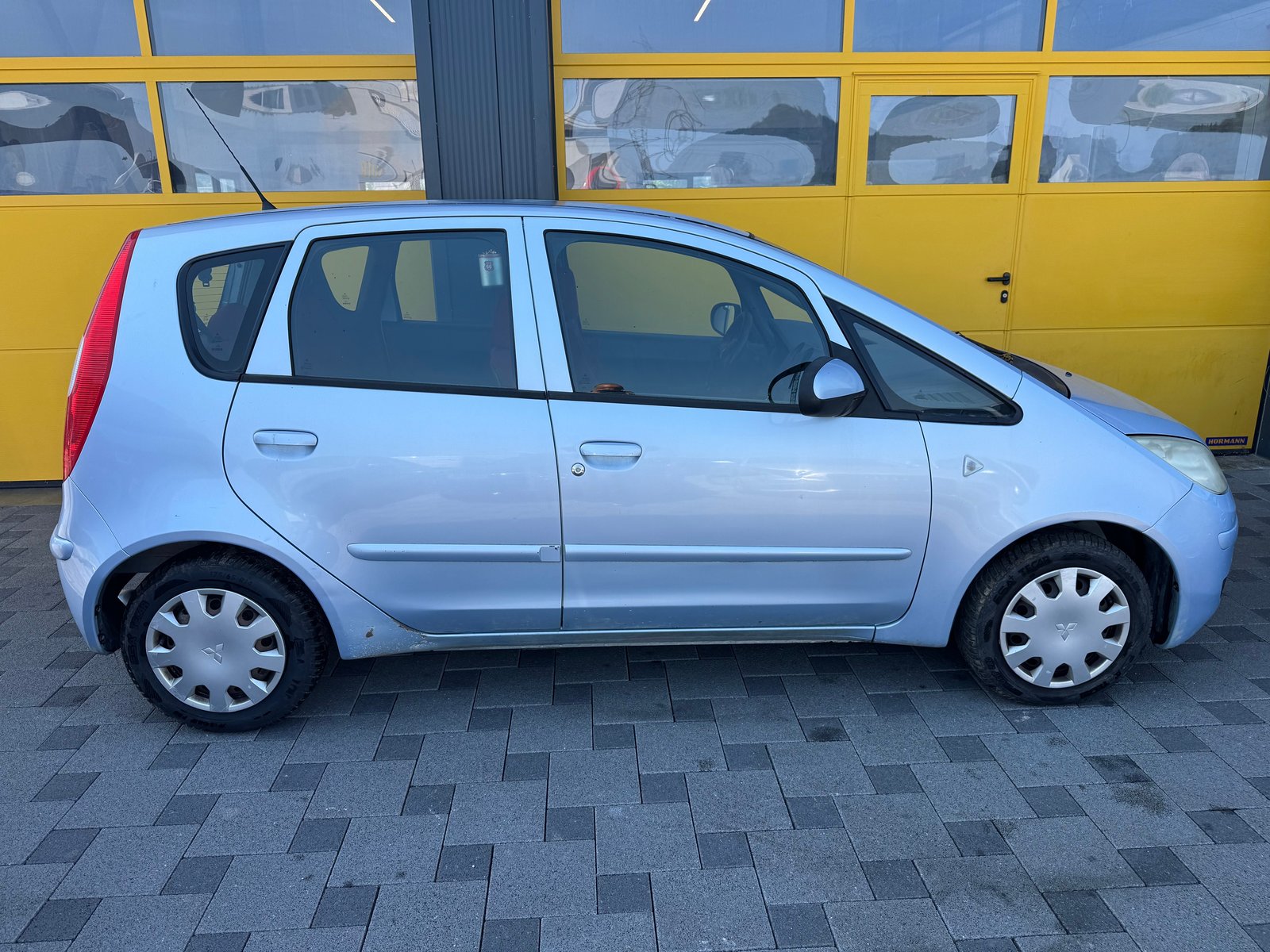 MITSUBISHI Colt 1.3 16V Invite, Petrol, Second hand / Used, Manual - 4