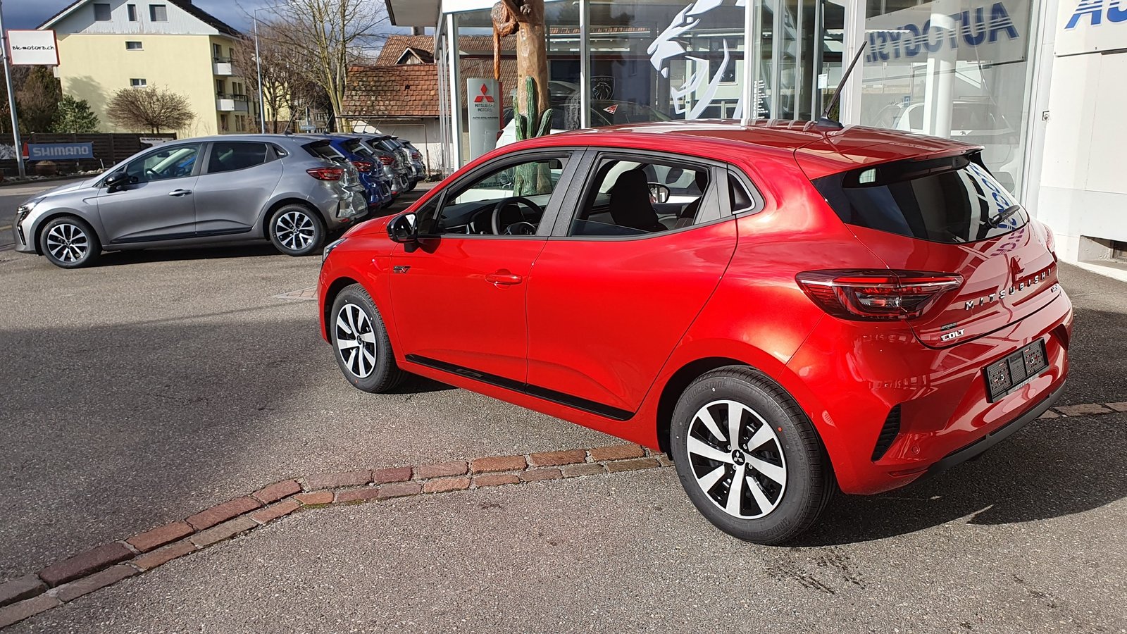 MITSUBISHI COLT 1.6 HEV Automat SwissLine (504) Helvetia, Voll-Hybrid Benzin/Elektro, Vorführwagen, Automatik - 3