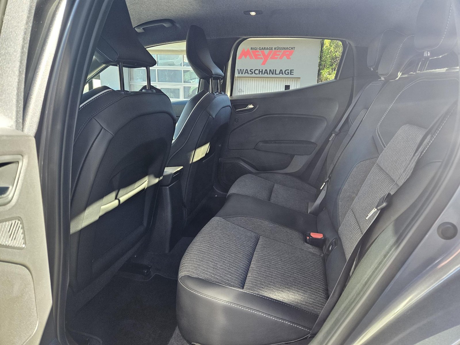 MITSUBISHI Colt 1.6 HEV Intense, Hybride Intégral Essence/Électricité, Voiture nouvelle, Automatique - 4