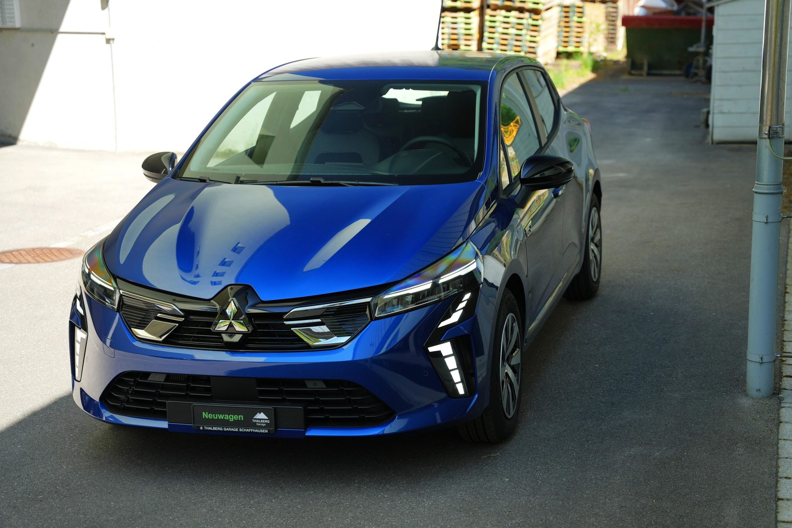 MITSUBISHI Colt 1.6 HEV Invite, Voll-Hybrid Benzin/Elektro, Neuwagen, Automatik - 2