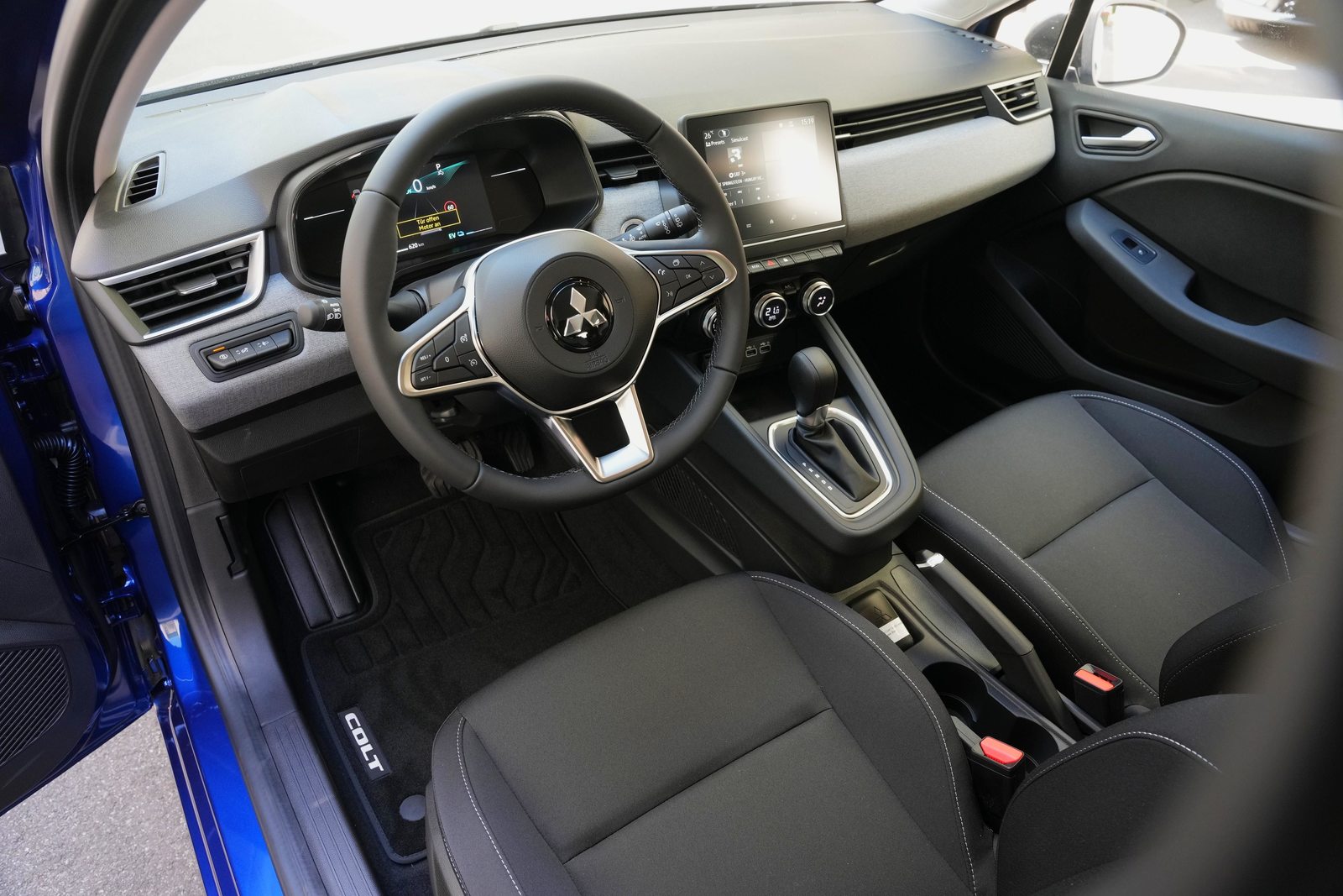 MITSUBISHI Colt 1.6 HEV Invite, Voll-Hybrid Benzin/Elektro, Neuwagen, Automatik - 6