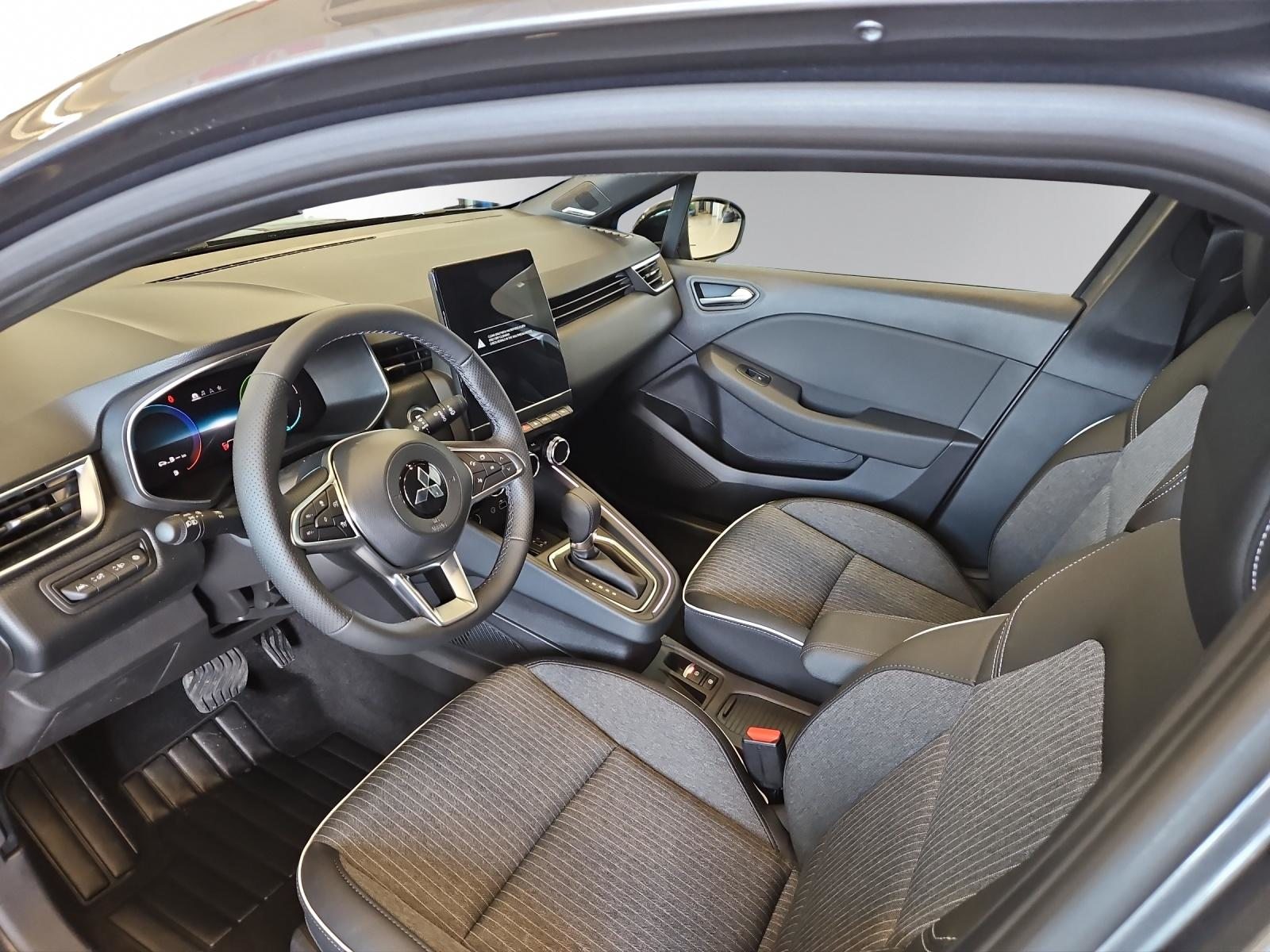 MITSUBISHI Colt 1.6 HEV Instyle, Full-Hybrid Petrol/Electric, Second hand / Used, Automatic - 6