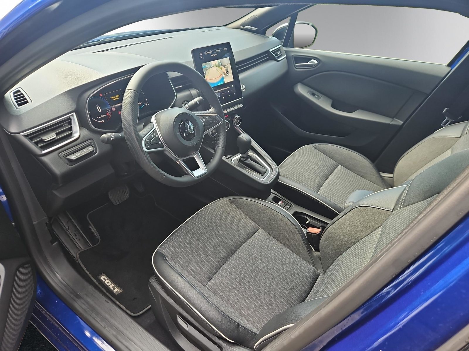 MITSUBISHI Colt 1.6 HEV Instyle, Voll-Hybrid Benzin/Elektro, Occasion / Gebraucht, Automatik - 5
