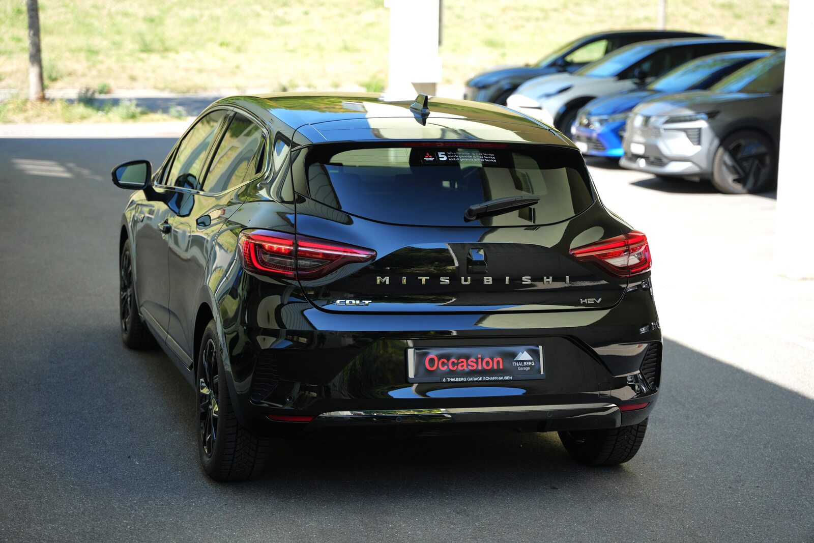 MITSUBISHI Colt 1.6 HEV Instyle, Hybride Intégral Essence/Électricité, Occasion / Utilisé, Automatique - 4