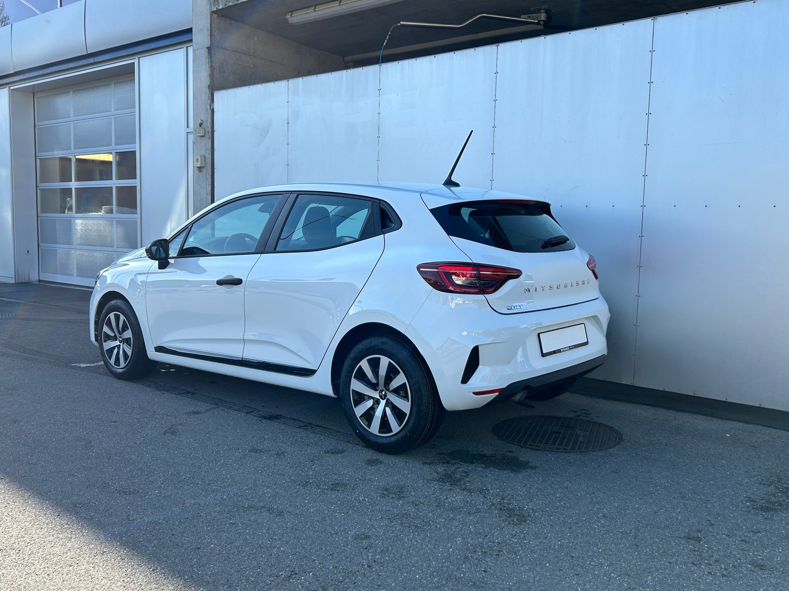 MITSUBISHI Colt 1.0 Inform, Essence, Voiture de démonstration, Manuelle - 4