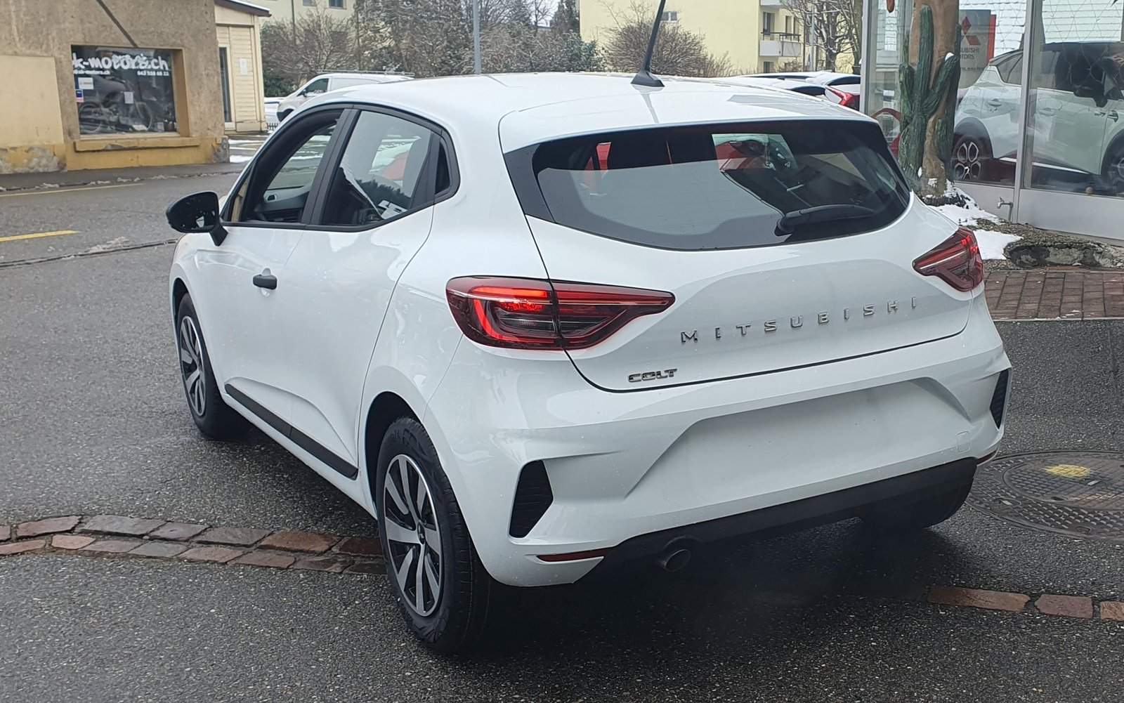 MITSUBISHI COLT 1.0 Jubilé50, Benzin, Neuwagen, Handschaltung - 2