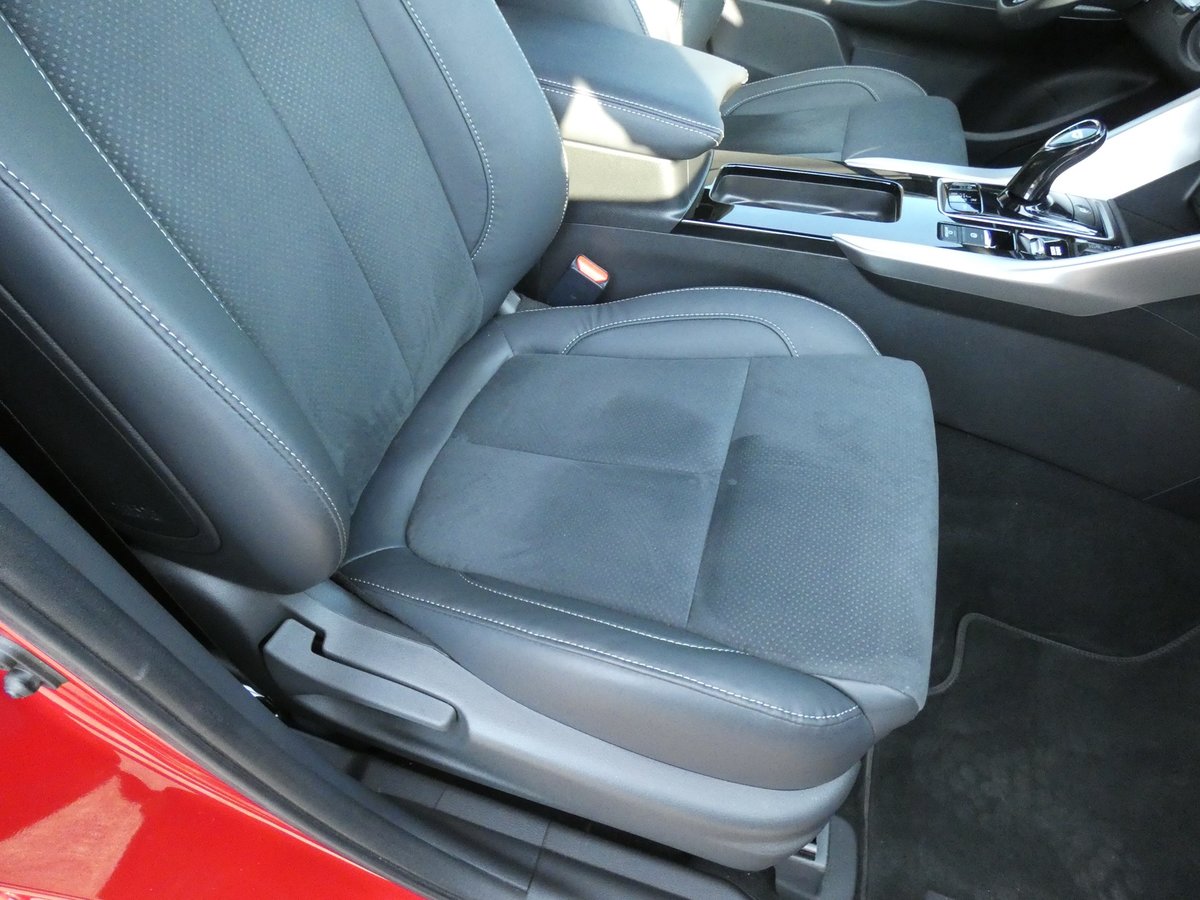 MITSUBISHI Eclipse Cross 2.4 PHEV Style Business 4WD, Hybride Rechargeable Essence/Électricité, Occasion / Utilisé, Automatique - 7