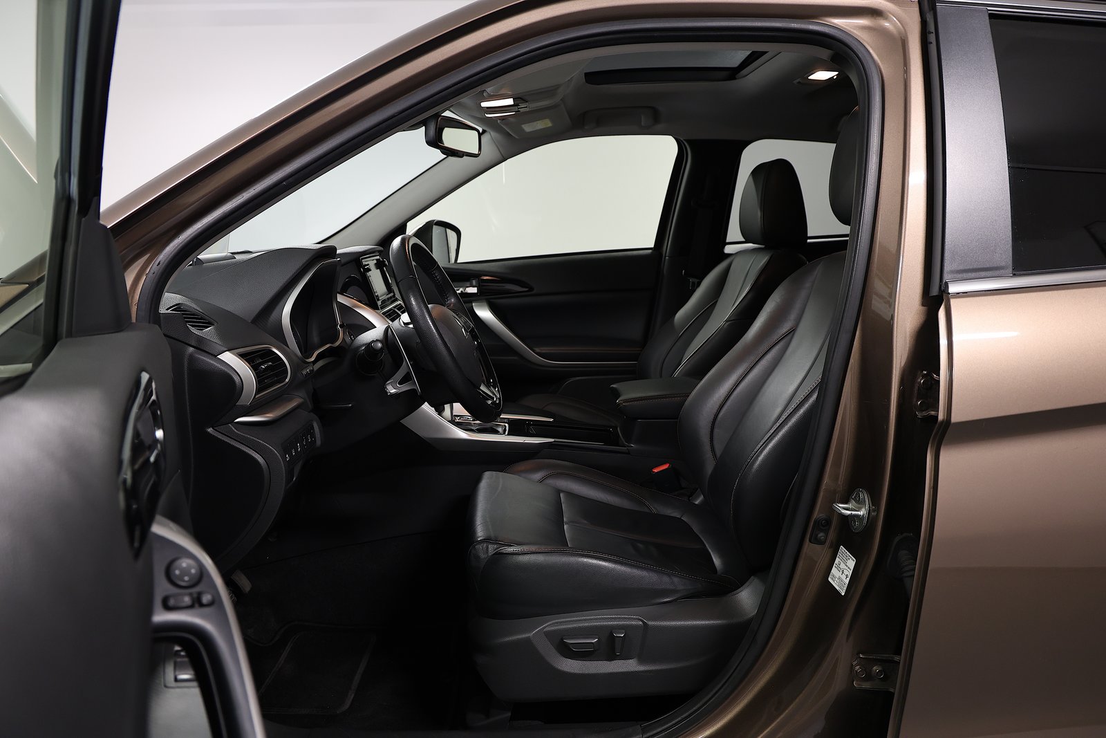 MITSUBISHI Eclipse Cross 1.5 T-Mivec Diamond 4WD CVT, Essence, Occasion / Utilisé, Automatique - 6