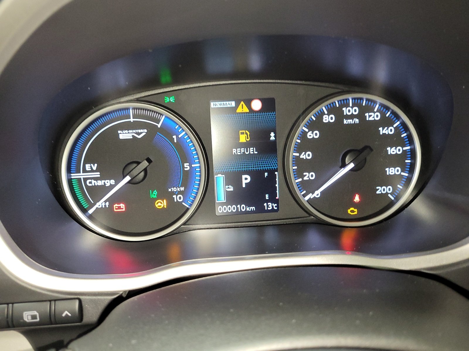 MITSUBISHI Eclipse Cross 2.4 PHEV Invite 4x4, Plug-in-Hybrid Petrol/Electric, Second hand / Used, Automatic - 6