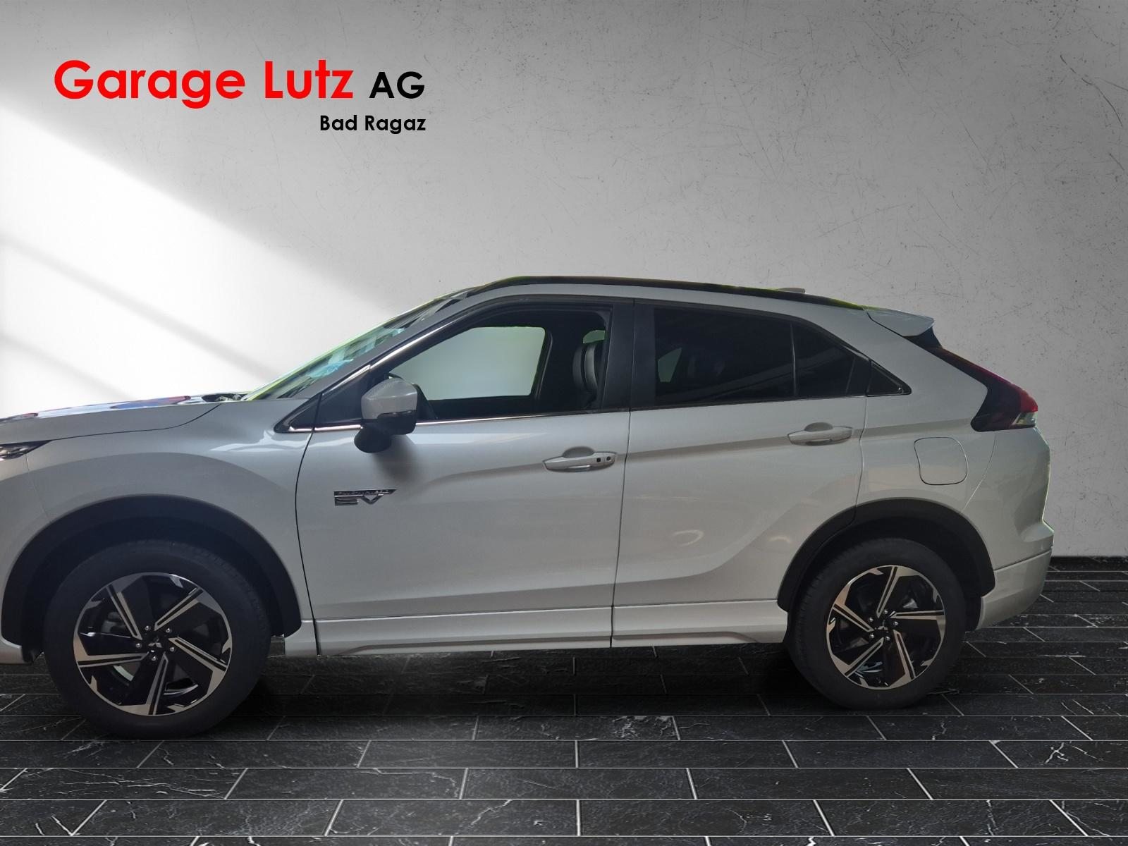 MITSUBISHI Eclipse Cross 2.4 PHEV Intense 4x4, Plug-in-Hybrid Petrol/Electric, Second hand / Used, Automatic - 3