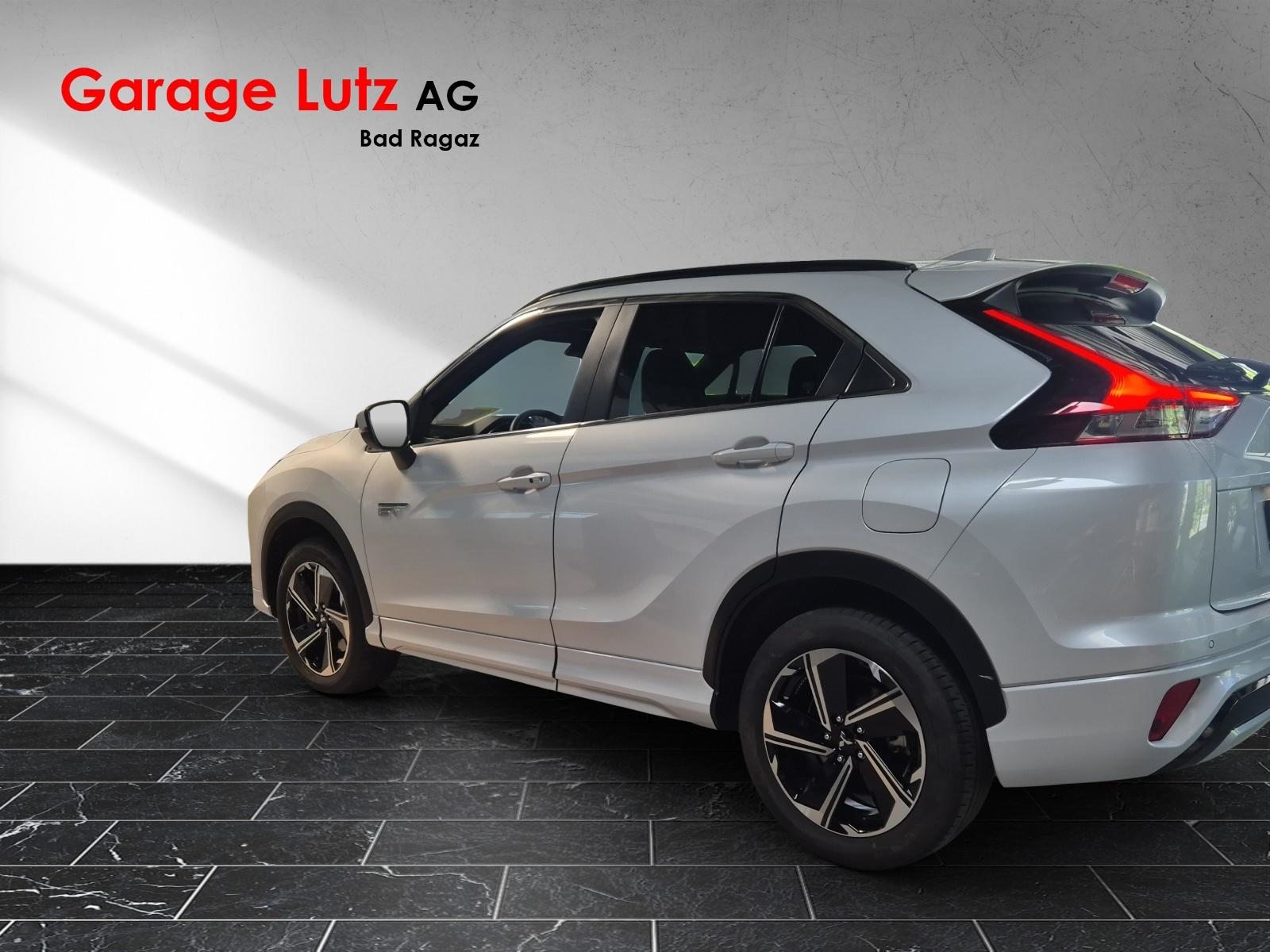 MITSUBISHI Eclipse Cross 2.4 PHEV Intense 4x4, Plug-in-Hybrid Petrol/Electric, Second hand / Used, Automatic - 4