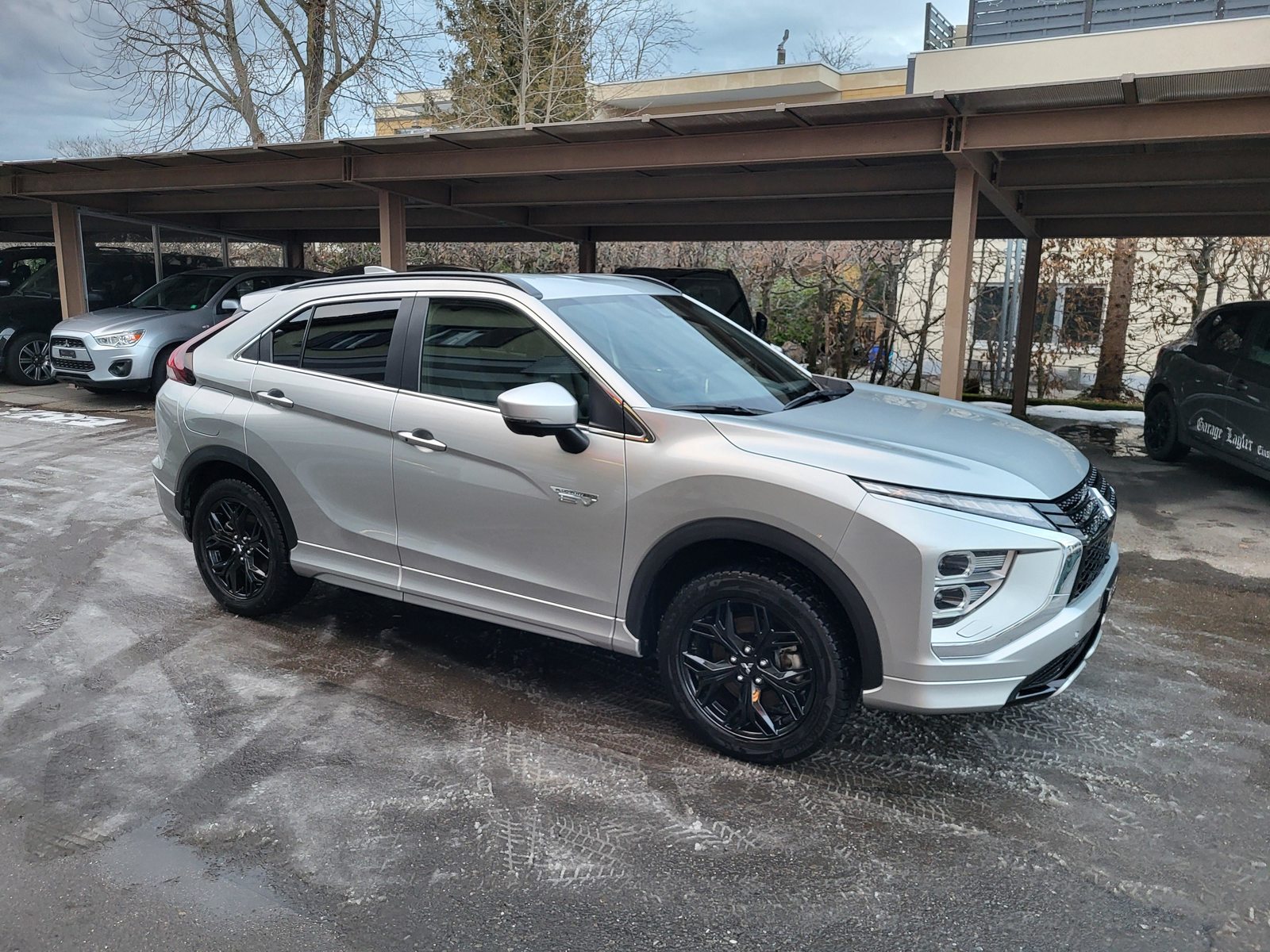 MITSUBISHI Eclipse Cross 2.4 PHEV Instyle 4x4, Plug-in-Hybrid Petrol/Electric, Second hand / Used, Automatic - 4