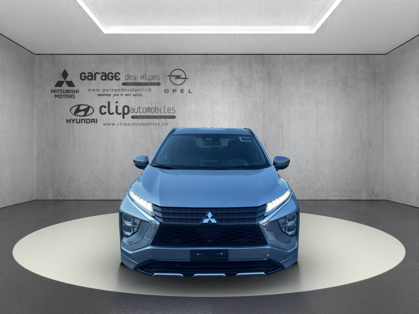 MITSUBISHI Eclipse Cross 2.4 PHEV Instyle 4x4, Plug-in-Hybrid Benzin/Elektro, Occasion / Gebraucht, Automatik - 2