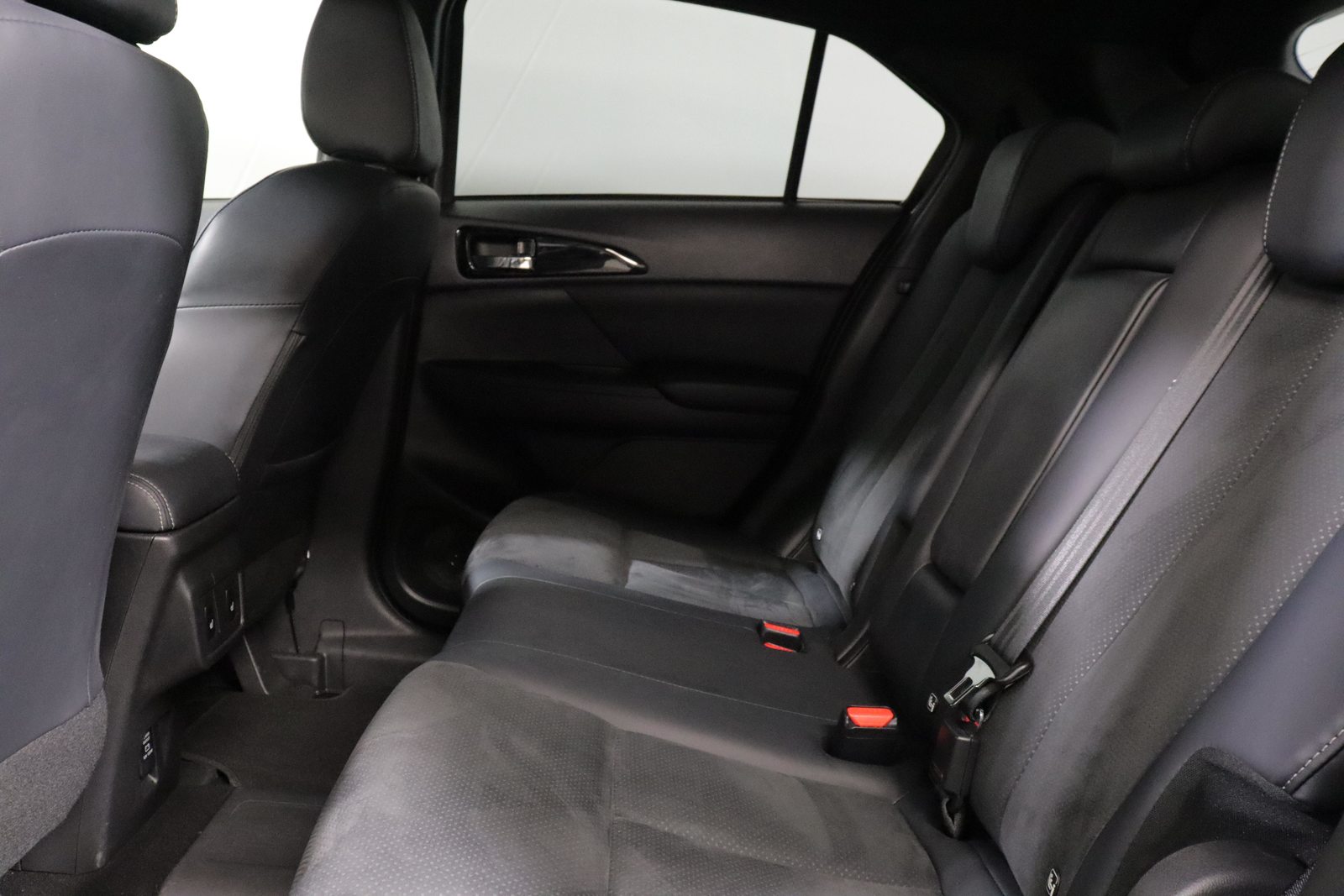 MITSUBISHI Eclipse Cross 2.4 PHEV Intense 4x4, Hybride Rechargeable Essence/Électricité, Occasion / Utilisé, Automatique - 4