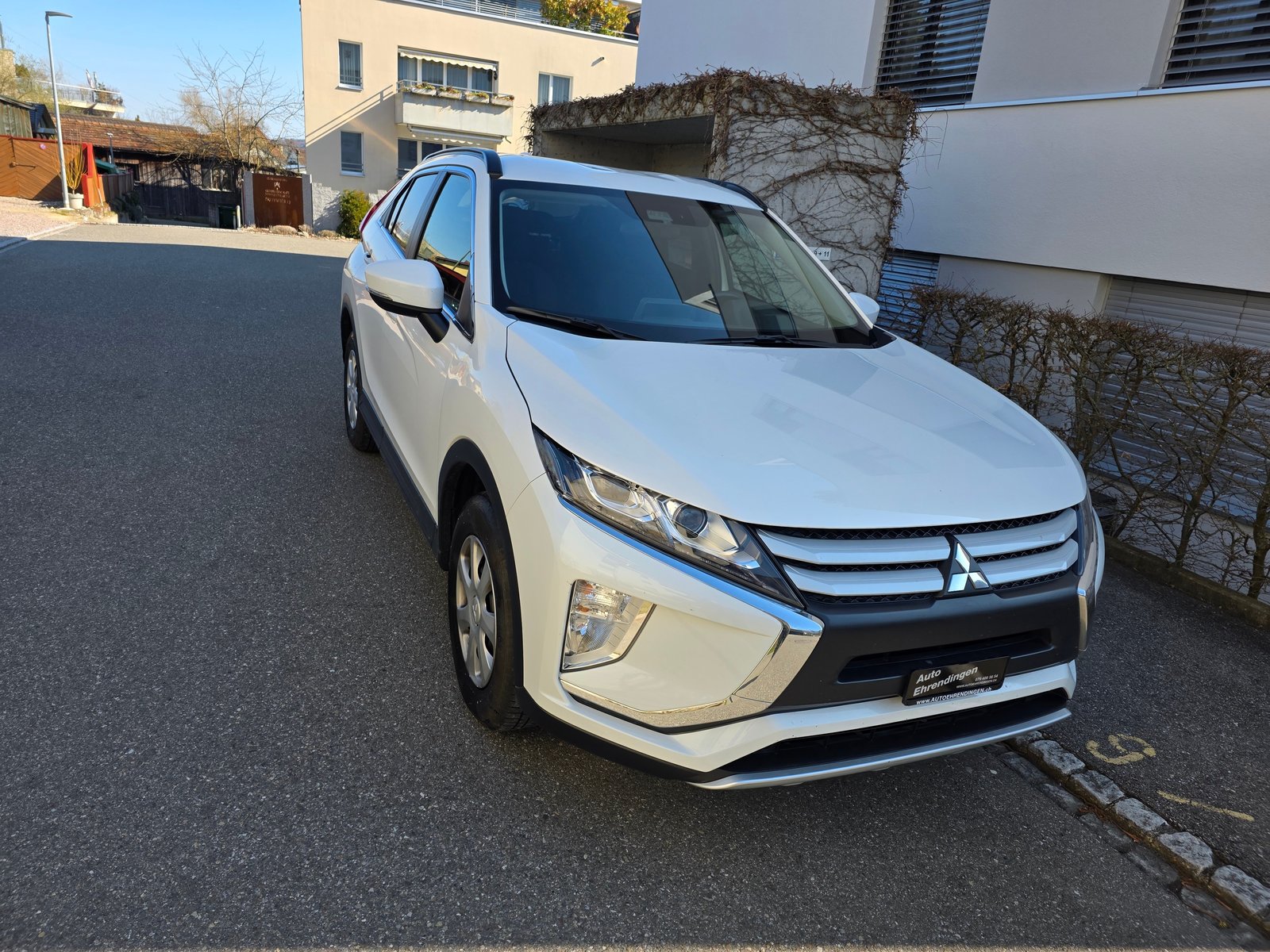MITSUBISHI Eclipse Cross 1.5 T-Mivec Value 4WD CVT, Benzin, Occasion / Gebraucht, Automatik - 3