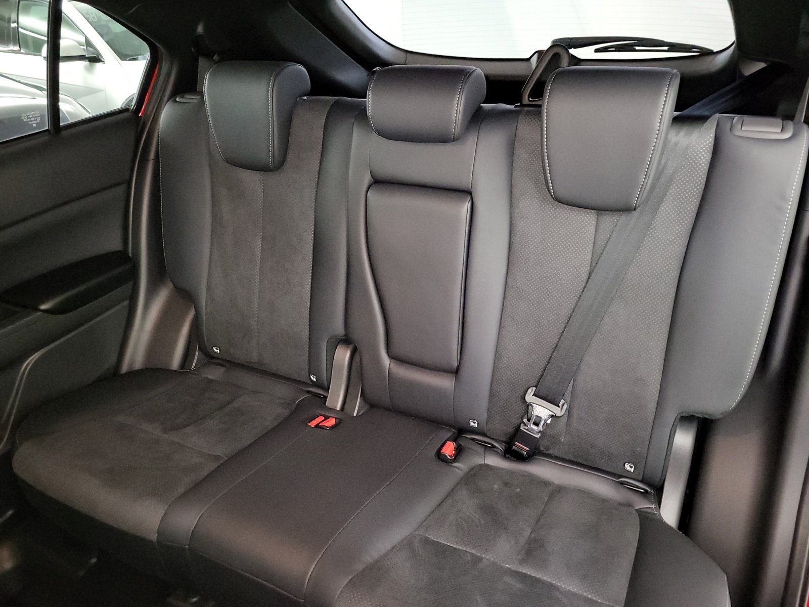 MITSUBISHI Eclipse Cross 2.4 PHEV Invite 4x4, Hybride Rechargeable Essence/Électricité, Occasion / Utilisé, Automatique - 7