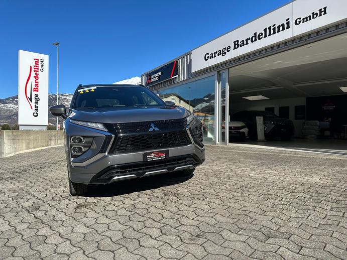 MITSUBISHI Eclipse Cross 2.4 PHEV Instyle 4x4, Plug-in-Hybrid Benzin/Elektro, Occasion / Gebraucht, Automatik
