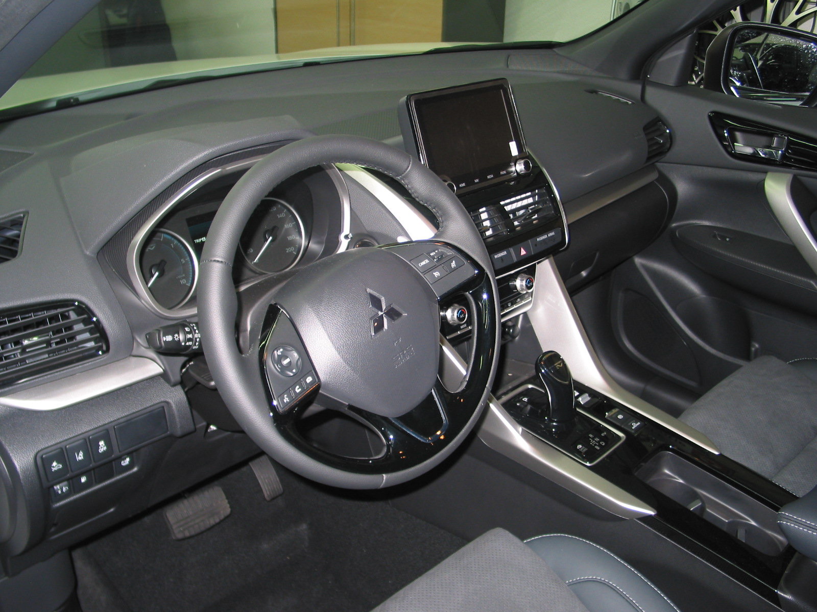 MITSUBISHI Eclipse Cross 2.4 PHEV Invite 4x4, Plug-in-Hybrid Benzina/Elettrica, Auto dimostrativa, Automatico - 7